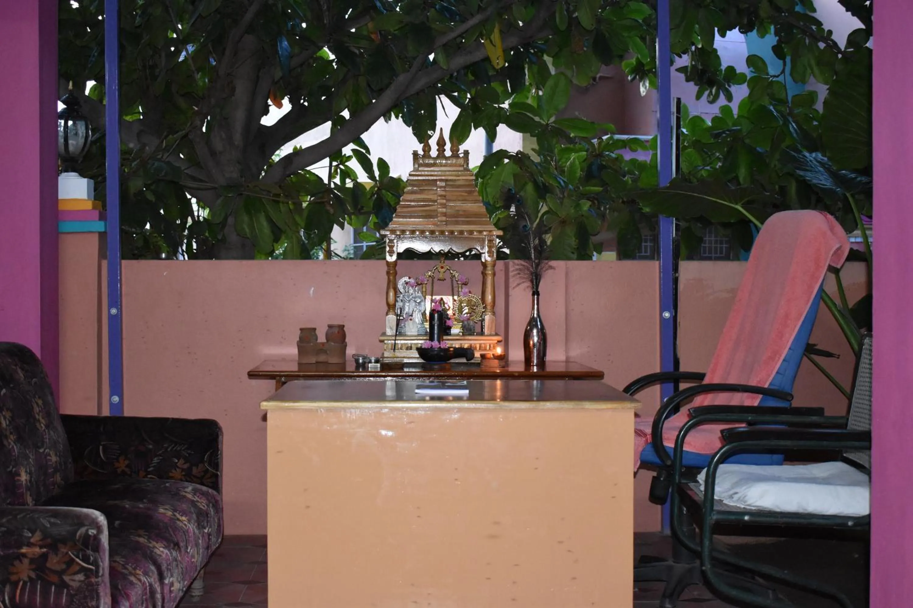 Seating area in Rainbow Guest House