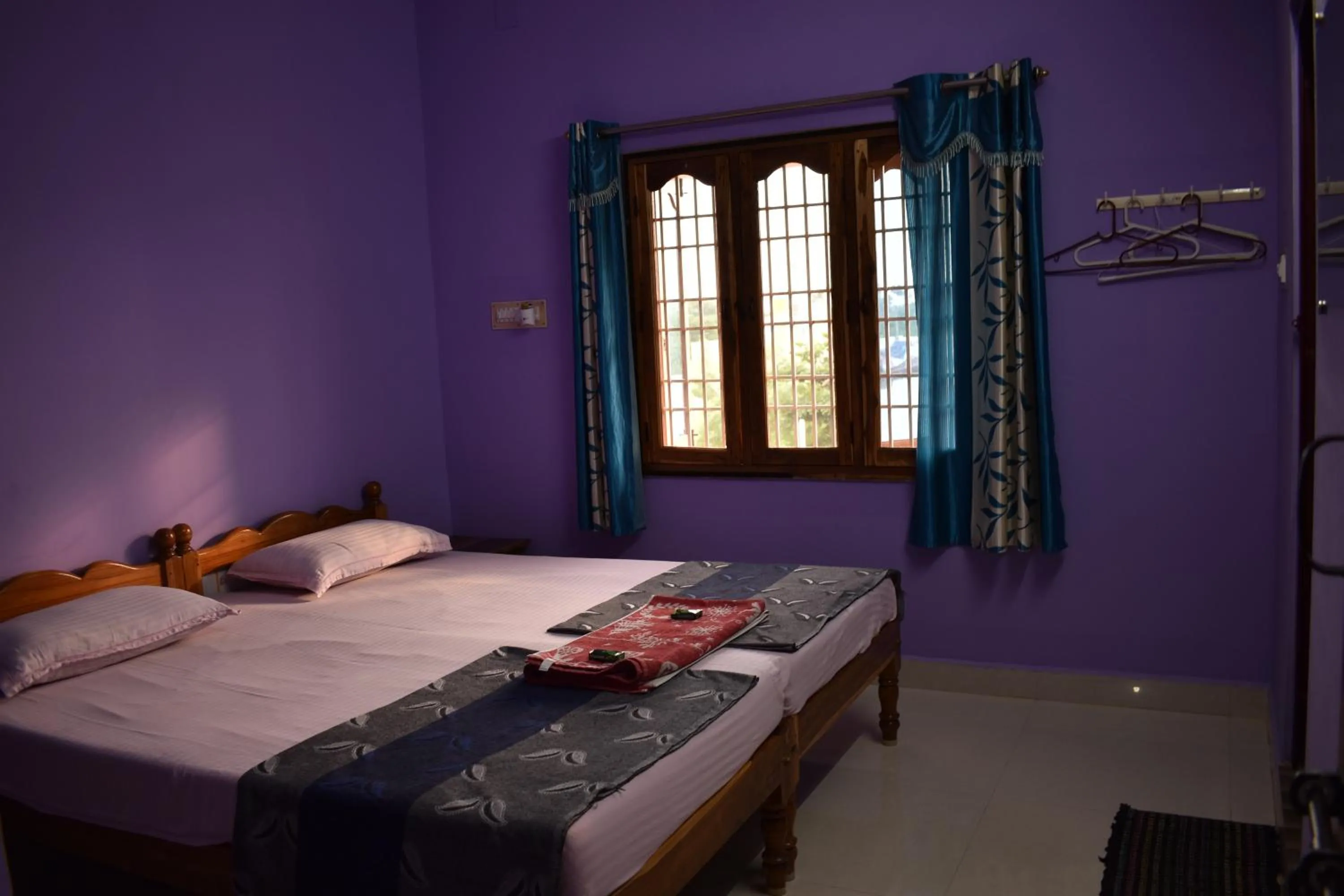 Bedroom, Bed in Rainbow Guest House