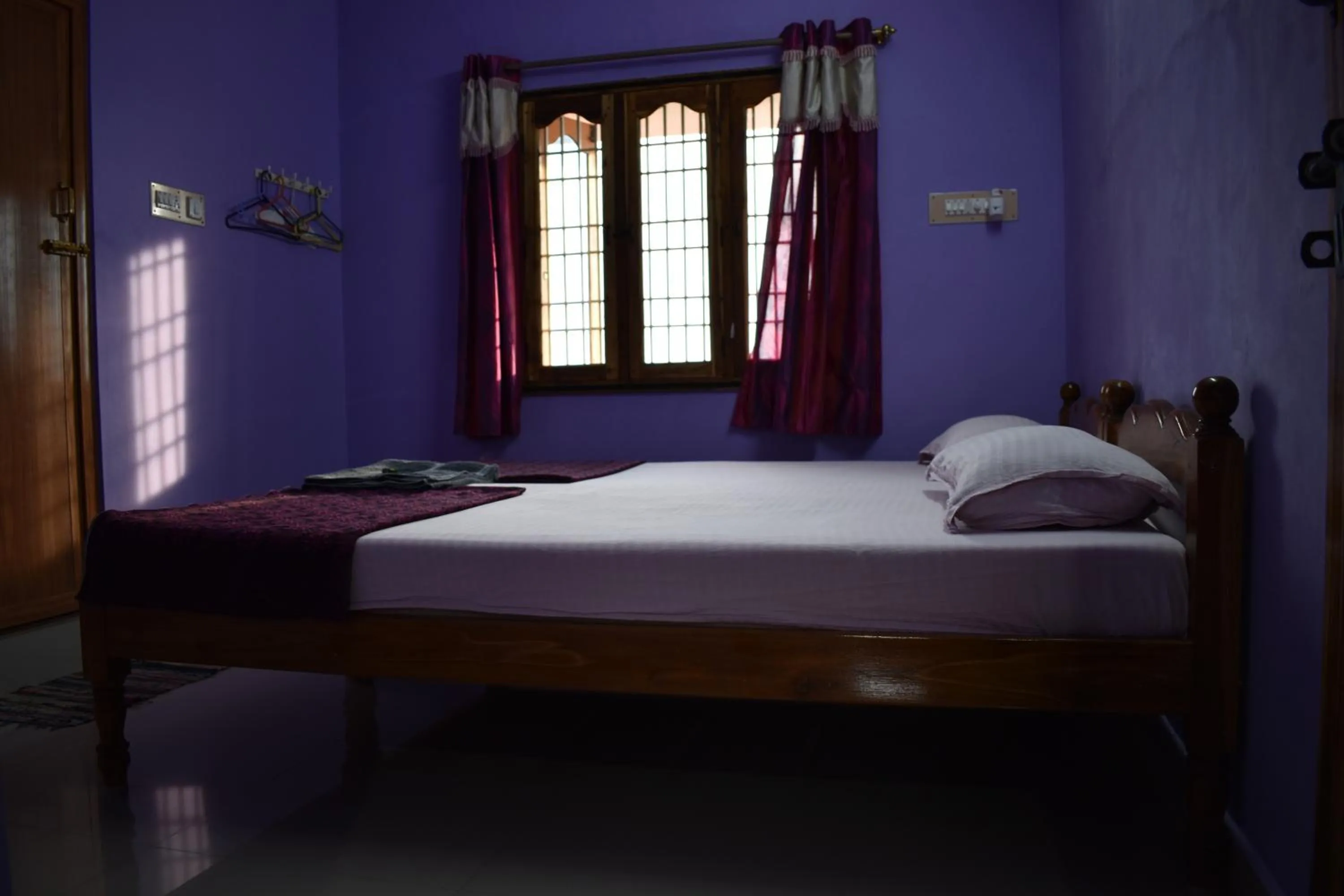 Bedroom, Bed in Rainbow Guest House