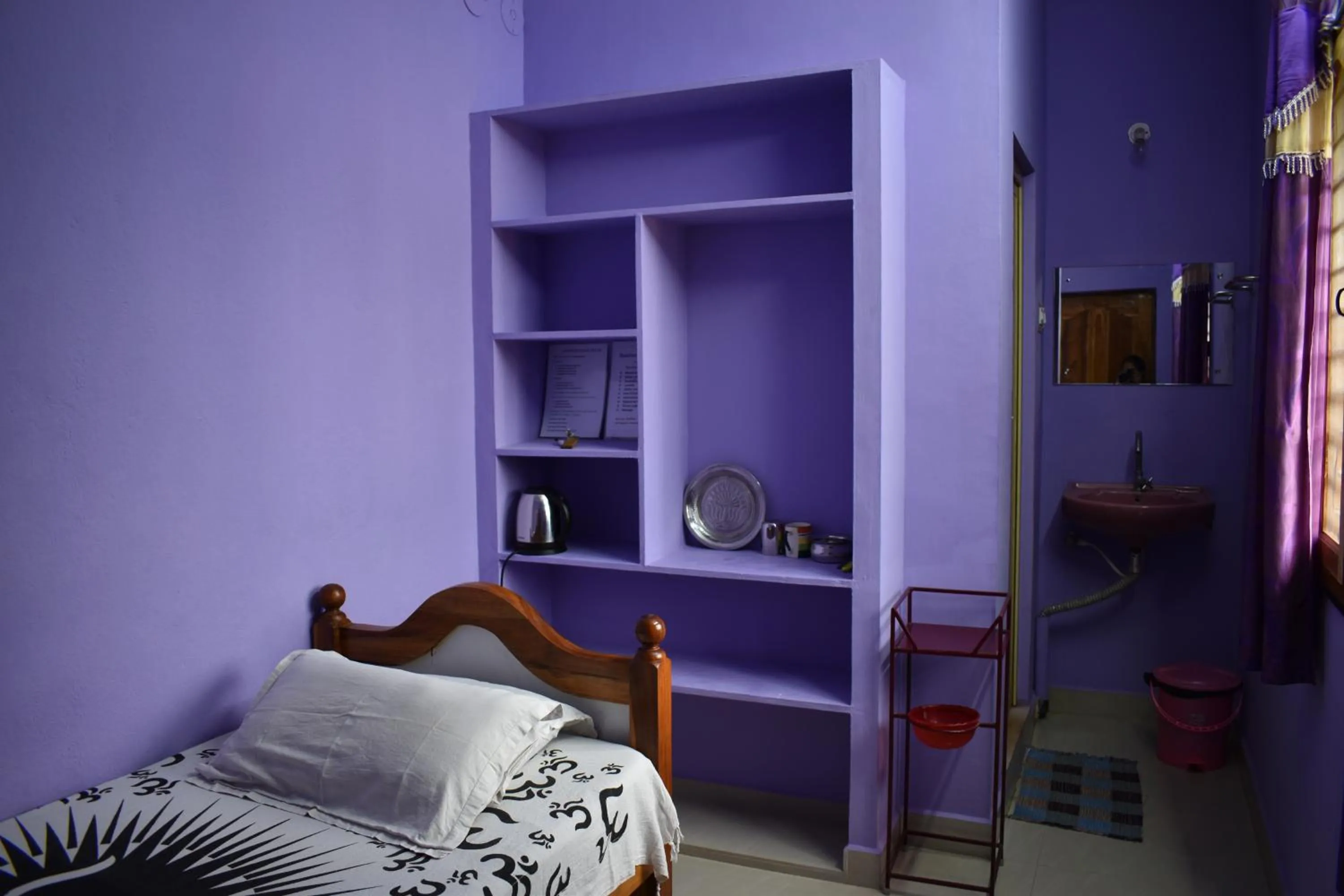 Photo of the whole room, Bed in Rainbow Guest House