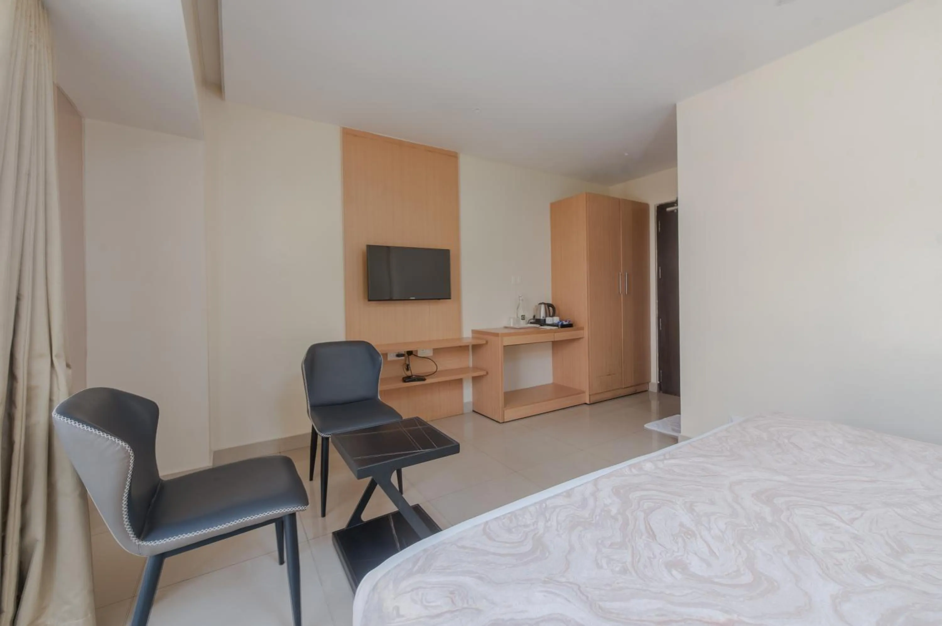 Bedroom, Bed in Hotel Shoolin Grand