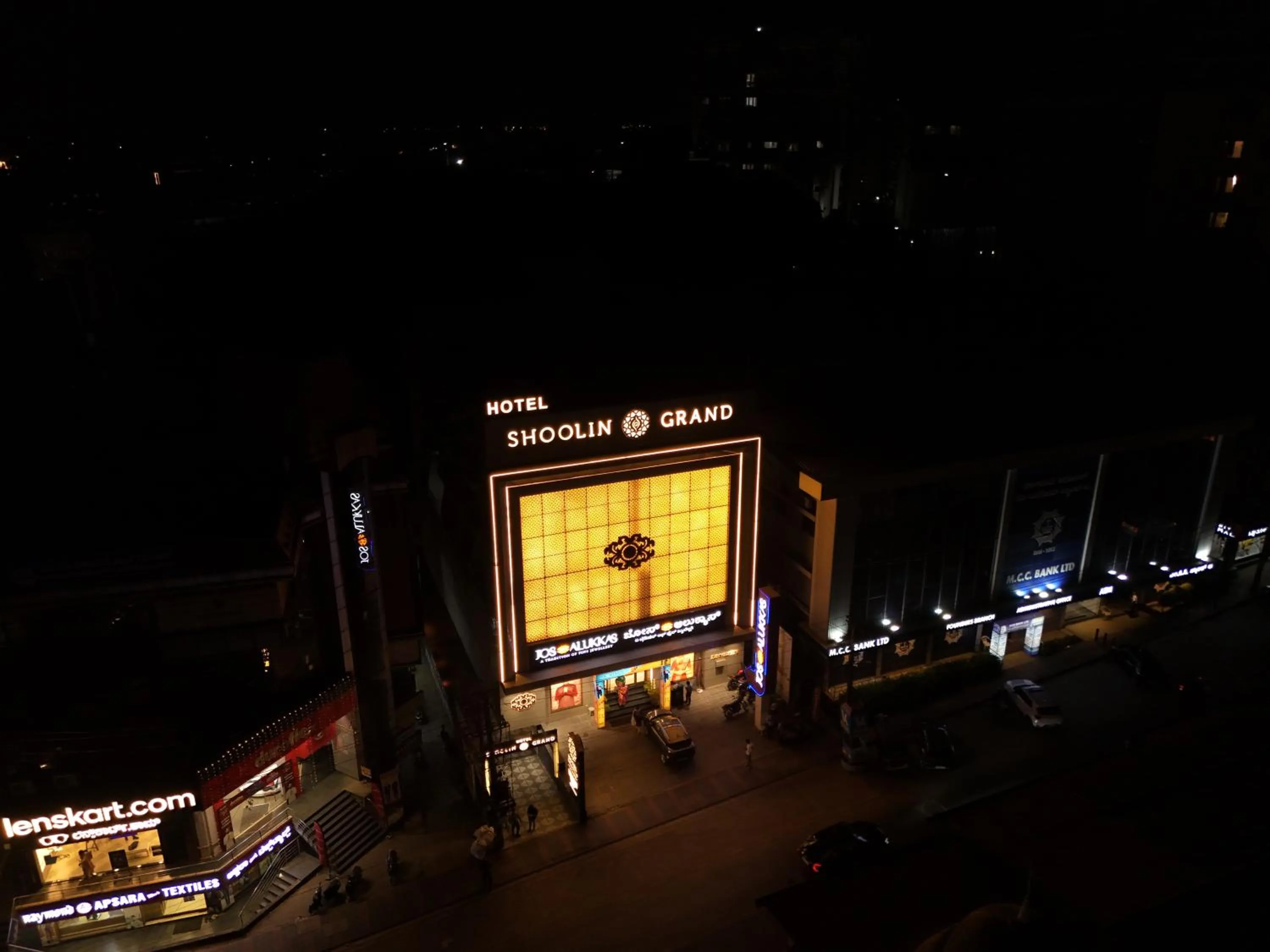 Property building in Hotel Shoolin Grand