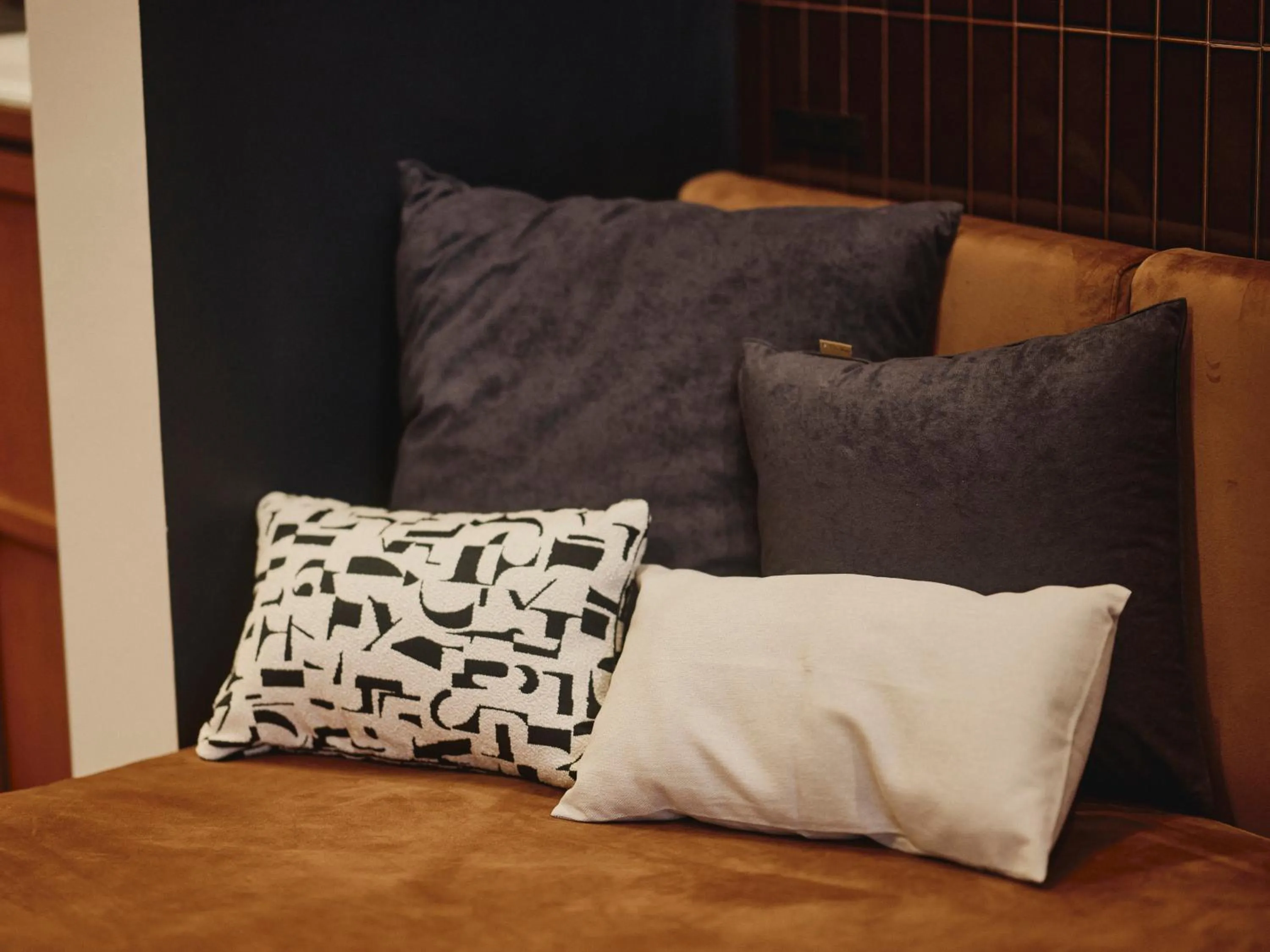 Photo of the whole room in illi Enu Yotsuya