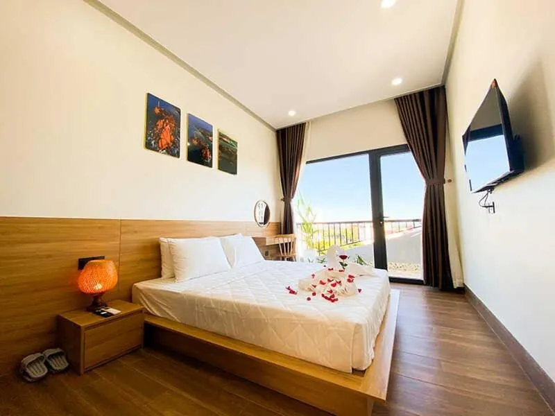 Bed in OSAKA BOUTIQUE PHAN THIET HOTEL