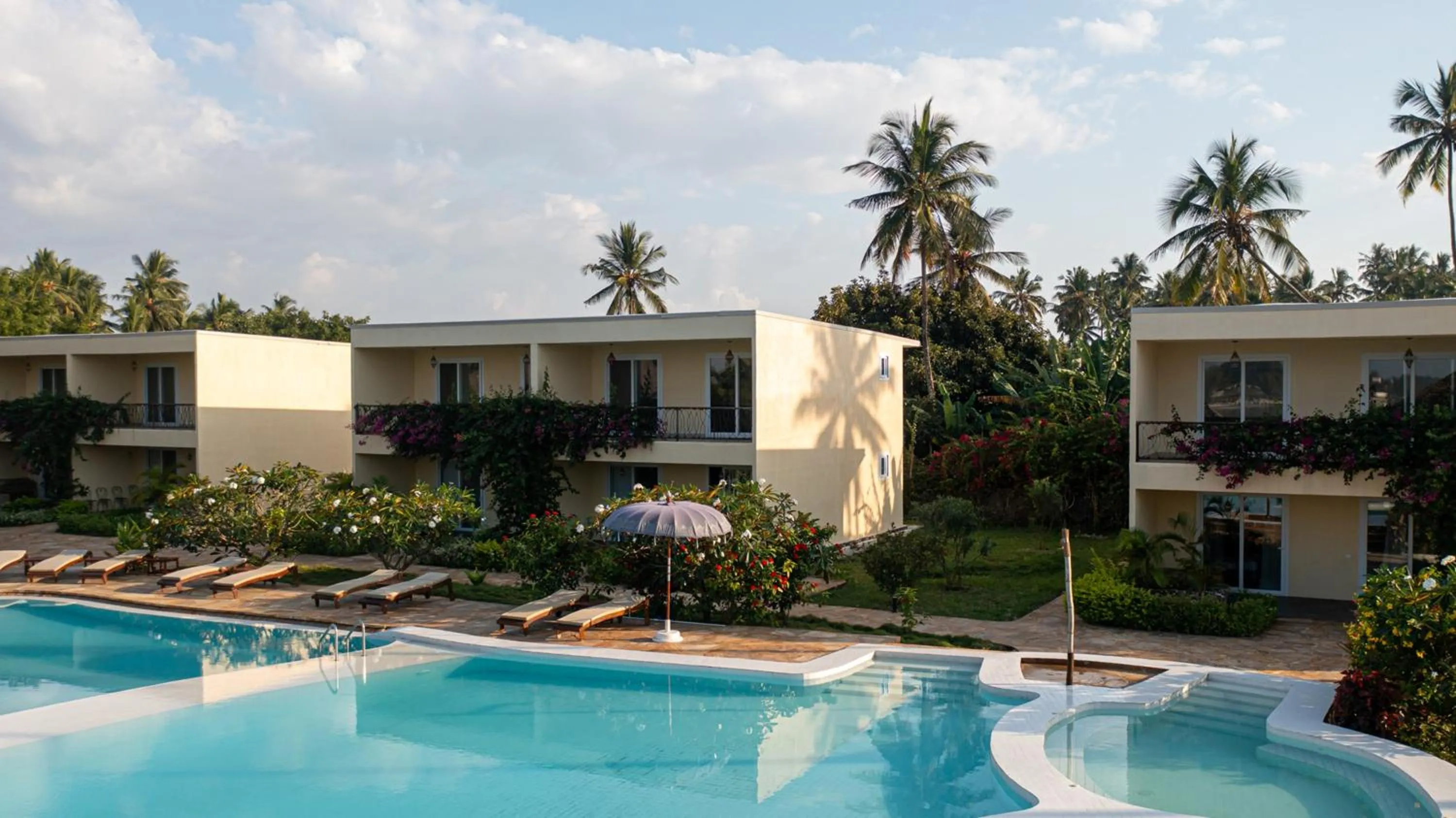 Swimming pool in Maharaja Boutique Hotel Zanzibar