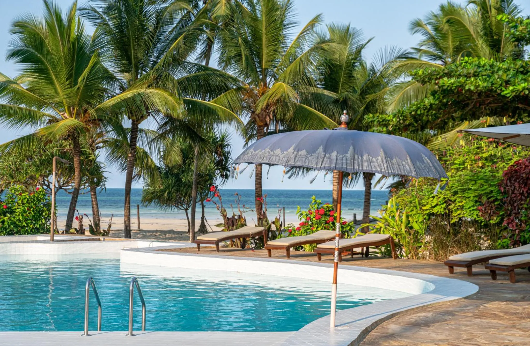 Swimming pool in Maharaja Boutique Hotel Zanzibar