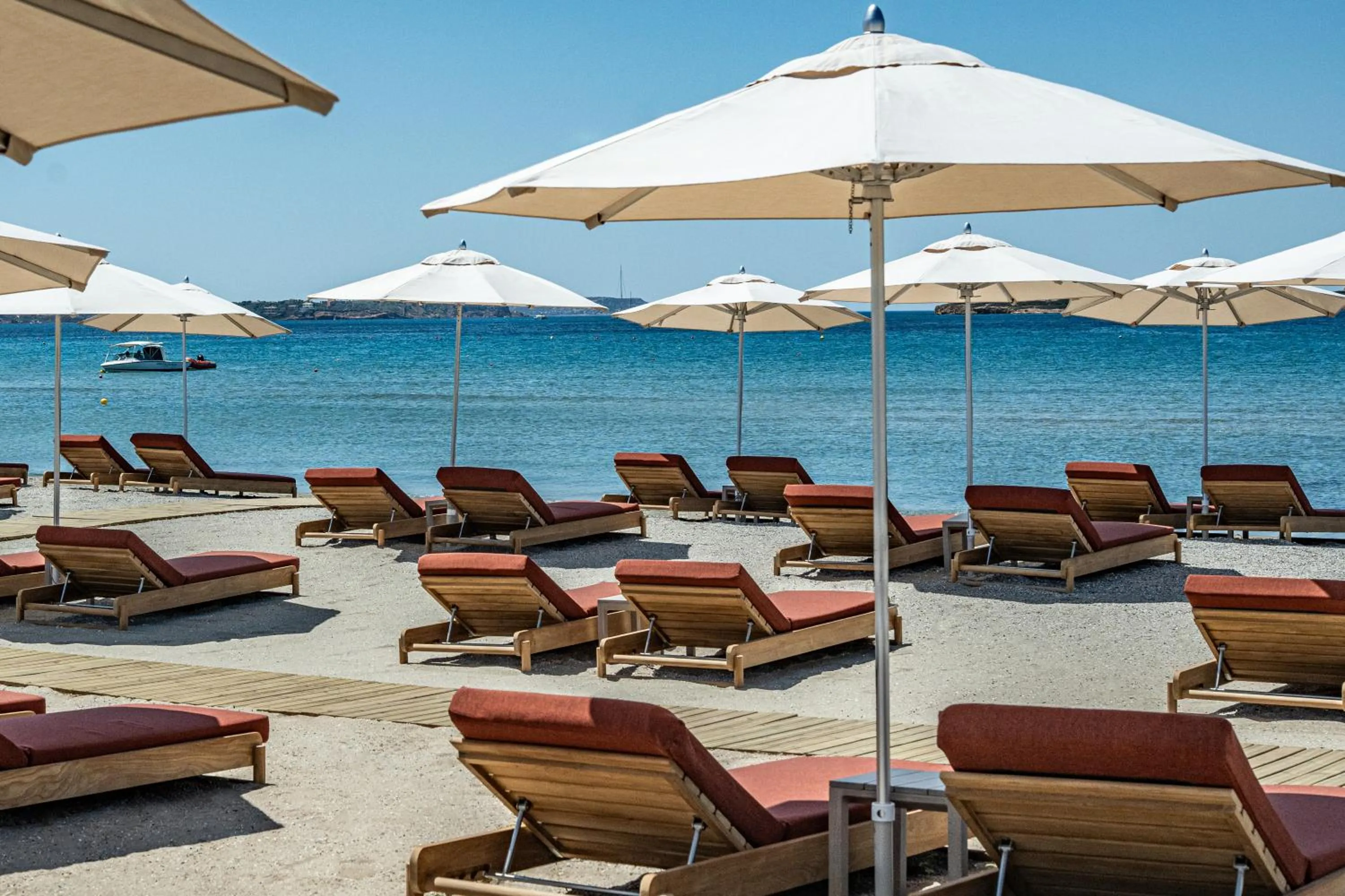 Beach in 91 Athens Riviera, The Resort