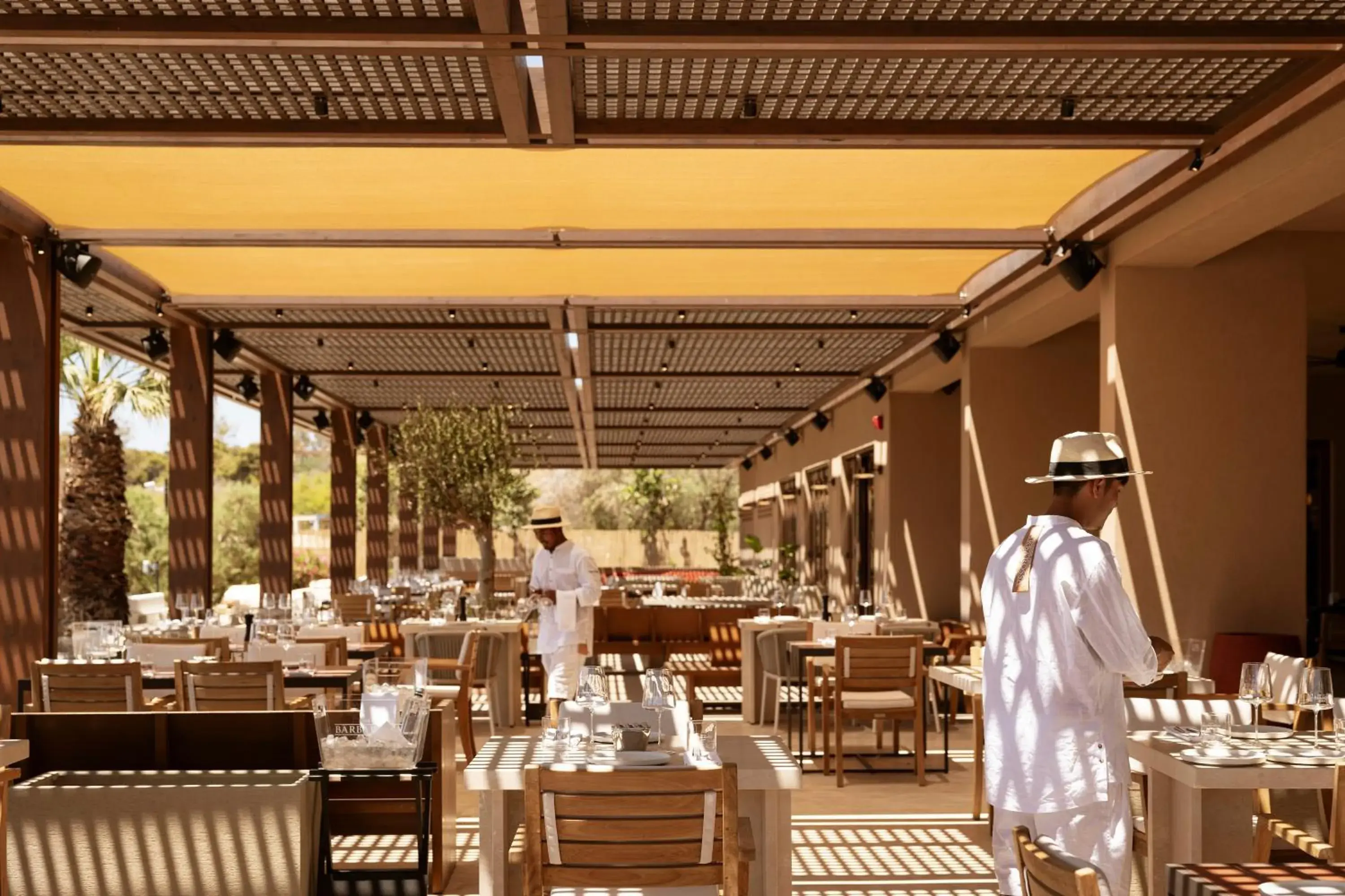 Restaurant/places to eat in 91 Athens Riviera, The Resort Restaurant/places to eat in 91 Athens Riviera, The Resort