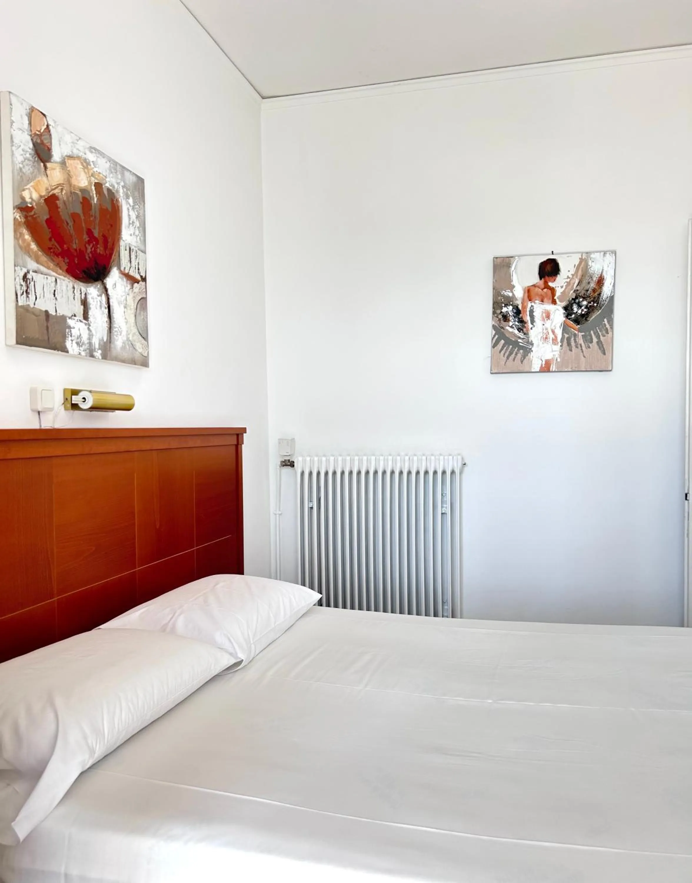 Bed in Bay Holiday Hotel & Spa