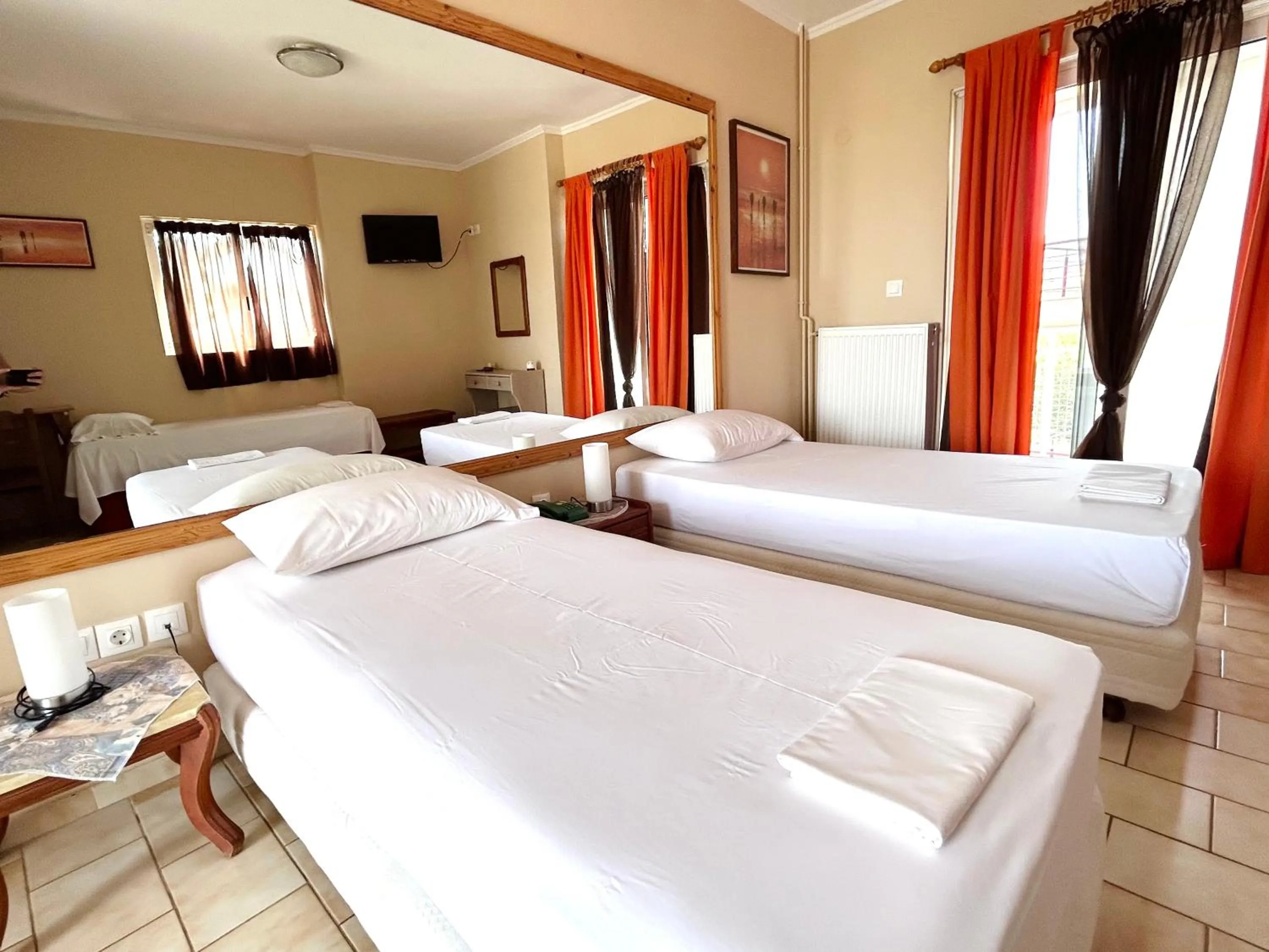 Bed in Bay Holiday Hotel & Spa