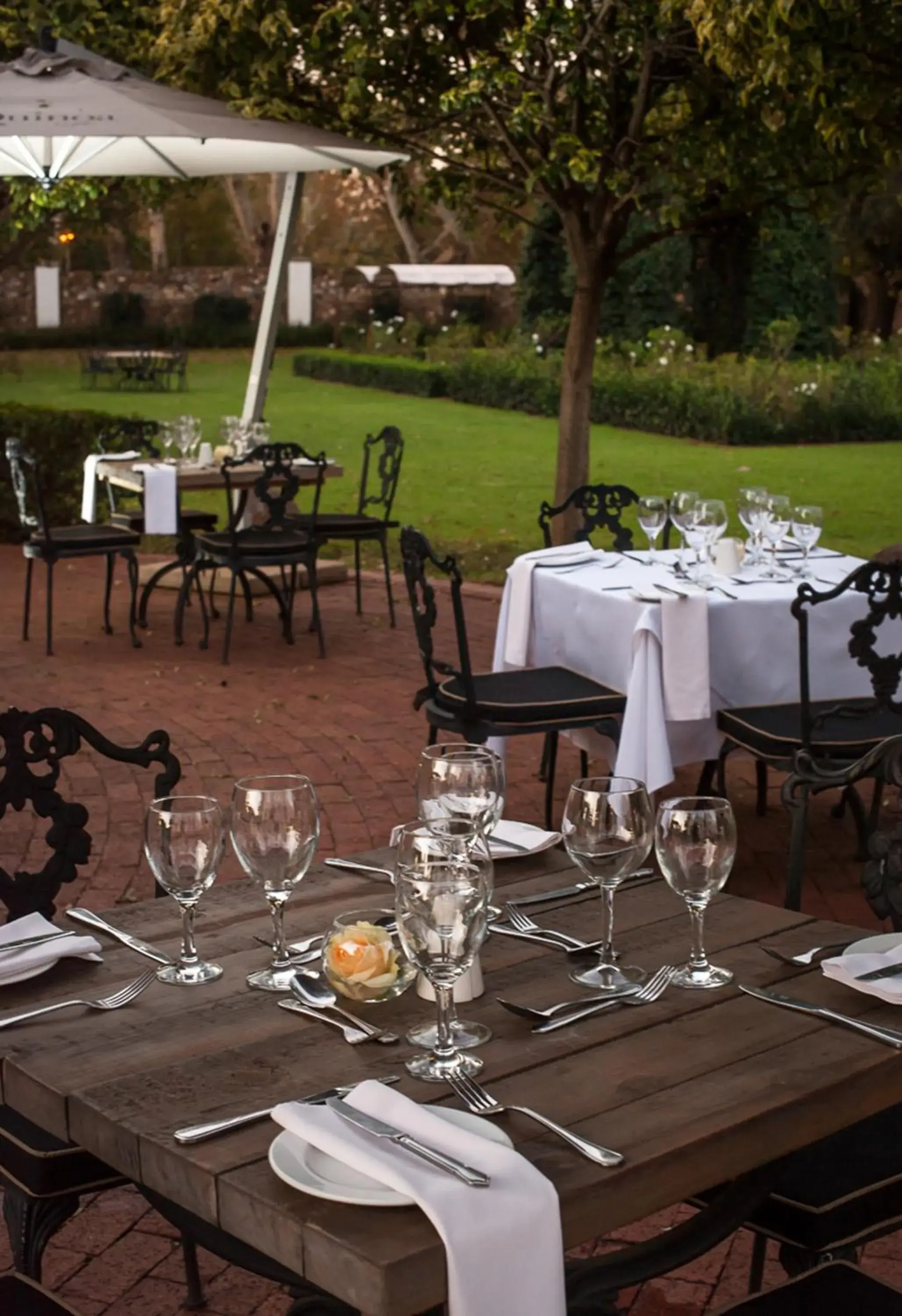 Restaurant/places to eat in River Meadow Manor Restaurant/places to eat in River Meadow Manor