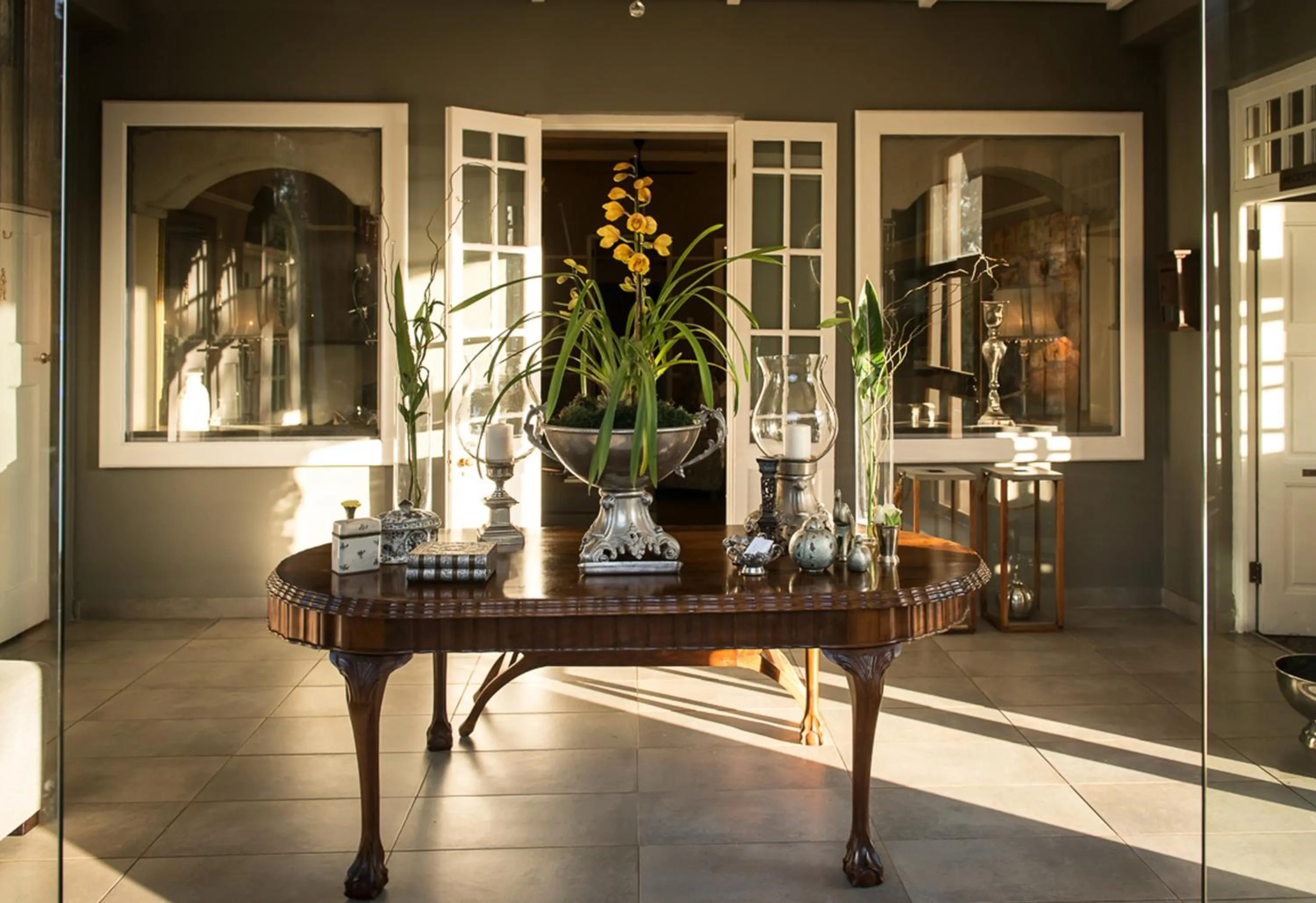 Decorative detail in River Meadow Manor