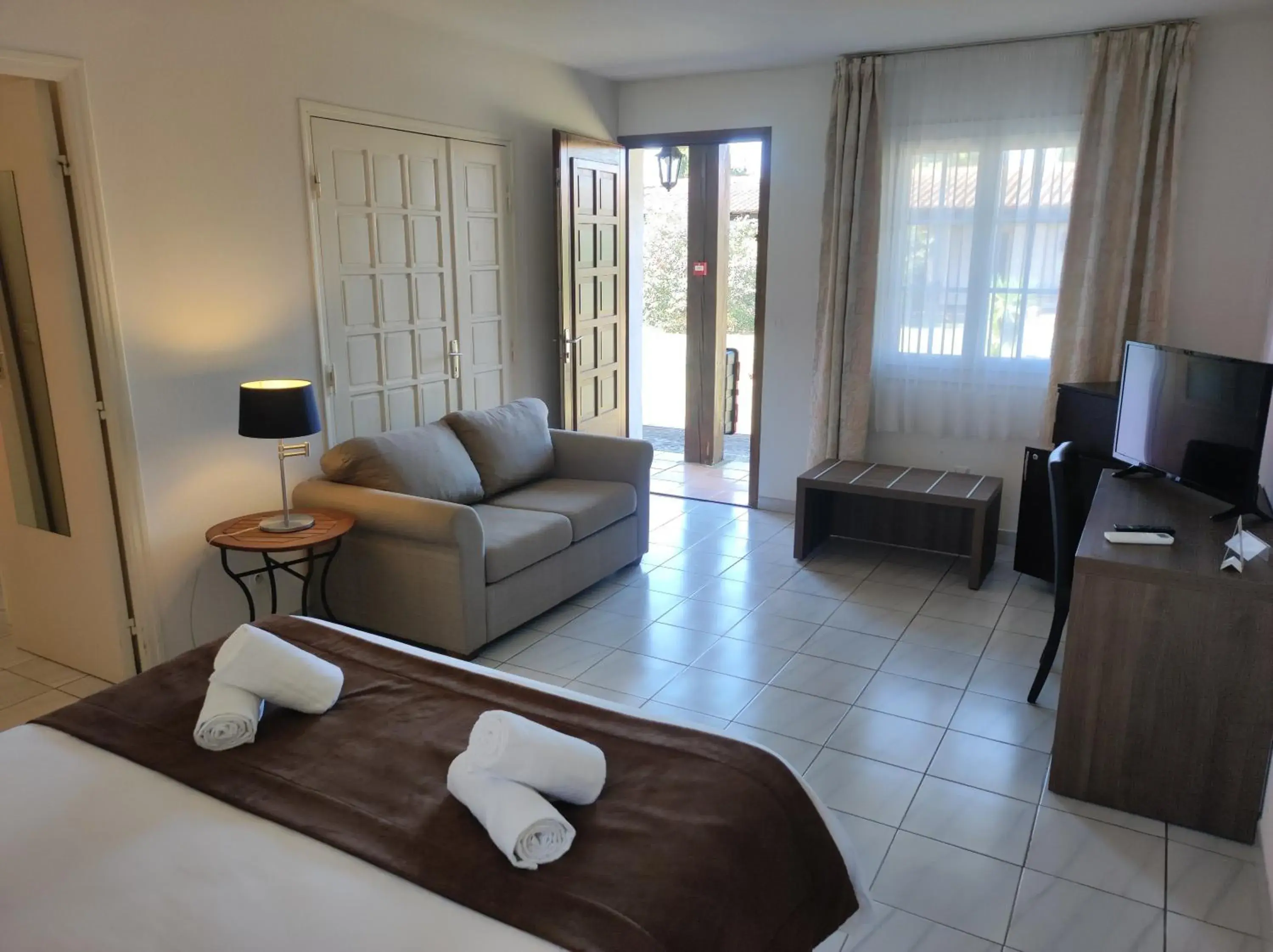 Family Suite in Hôtel et Appart'Hôtel Le Relais Du Val D'Orbieu Family Suite in Hôtel et Appart'Hôtel Le Relais Du Val D'Orbieu