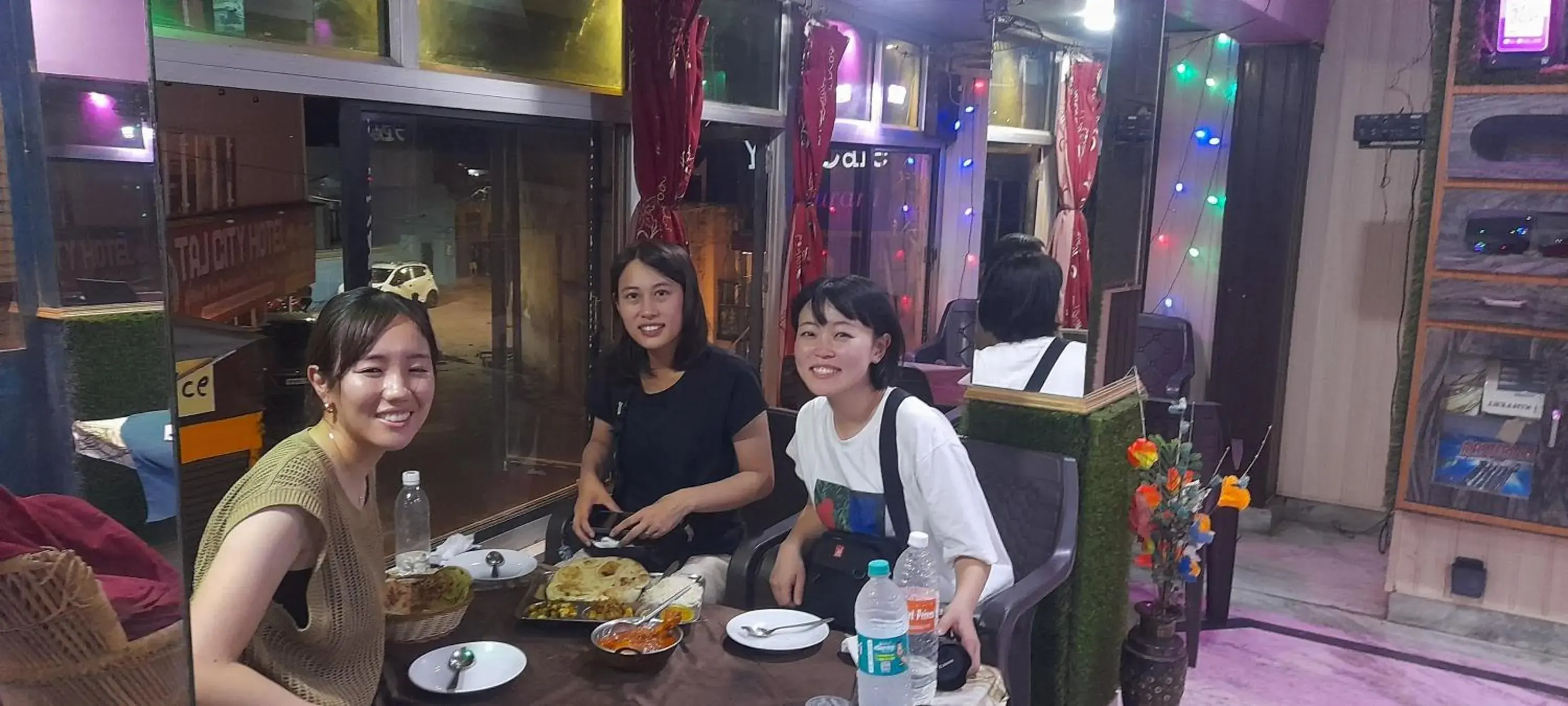 Restaurant/places to eat in Taj City Hotel Restaurant/places to eat in Taj City Hotel