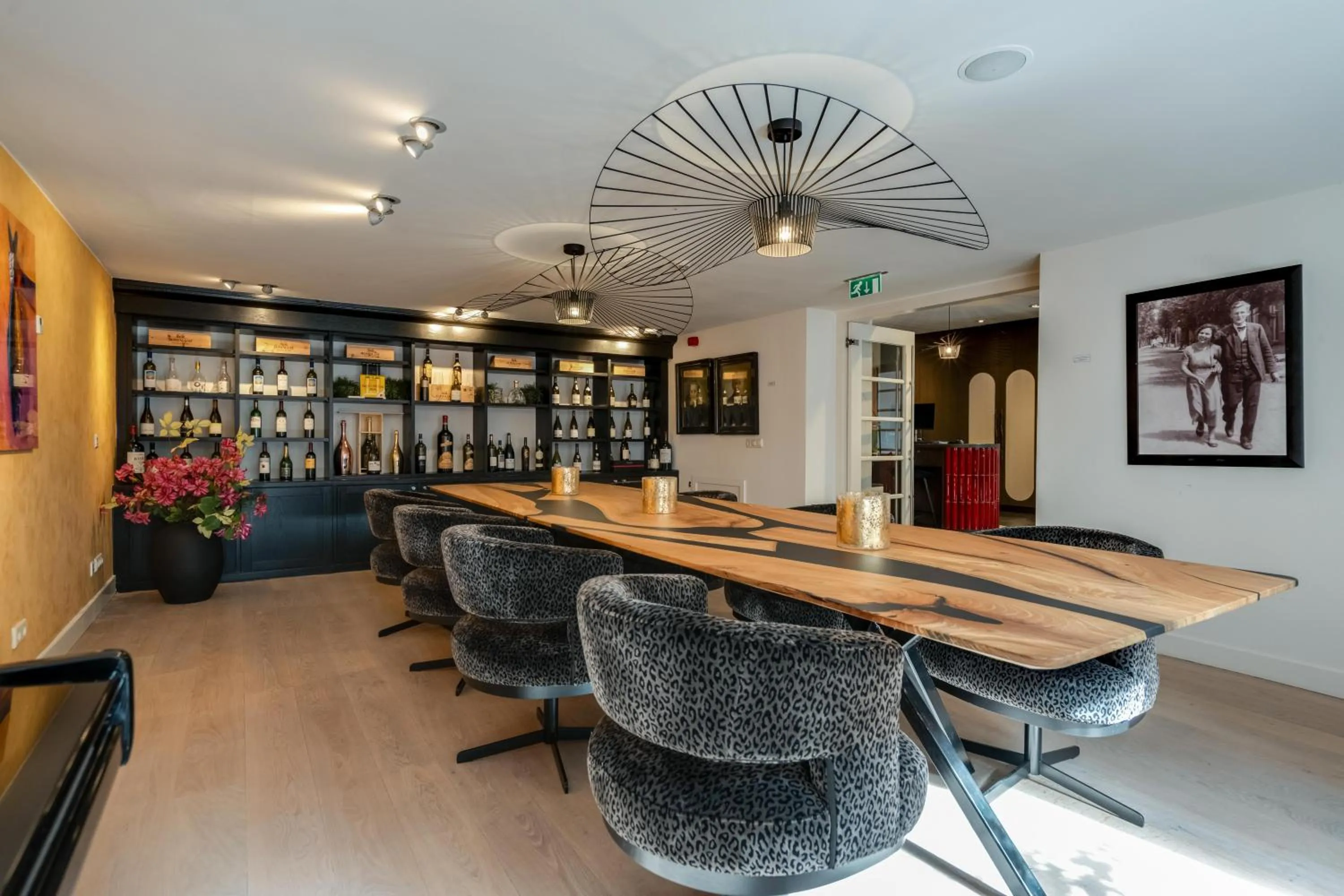 Restaurant/places to eat in Badhotel Bruin