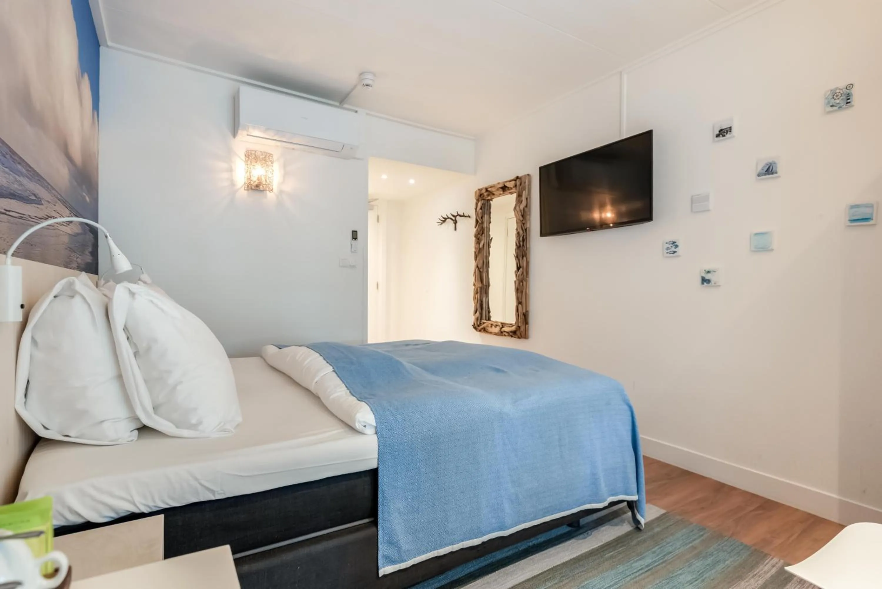 Bed in Badhotel Bruin