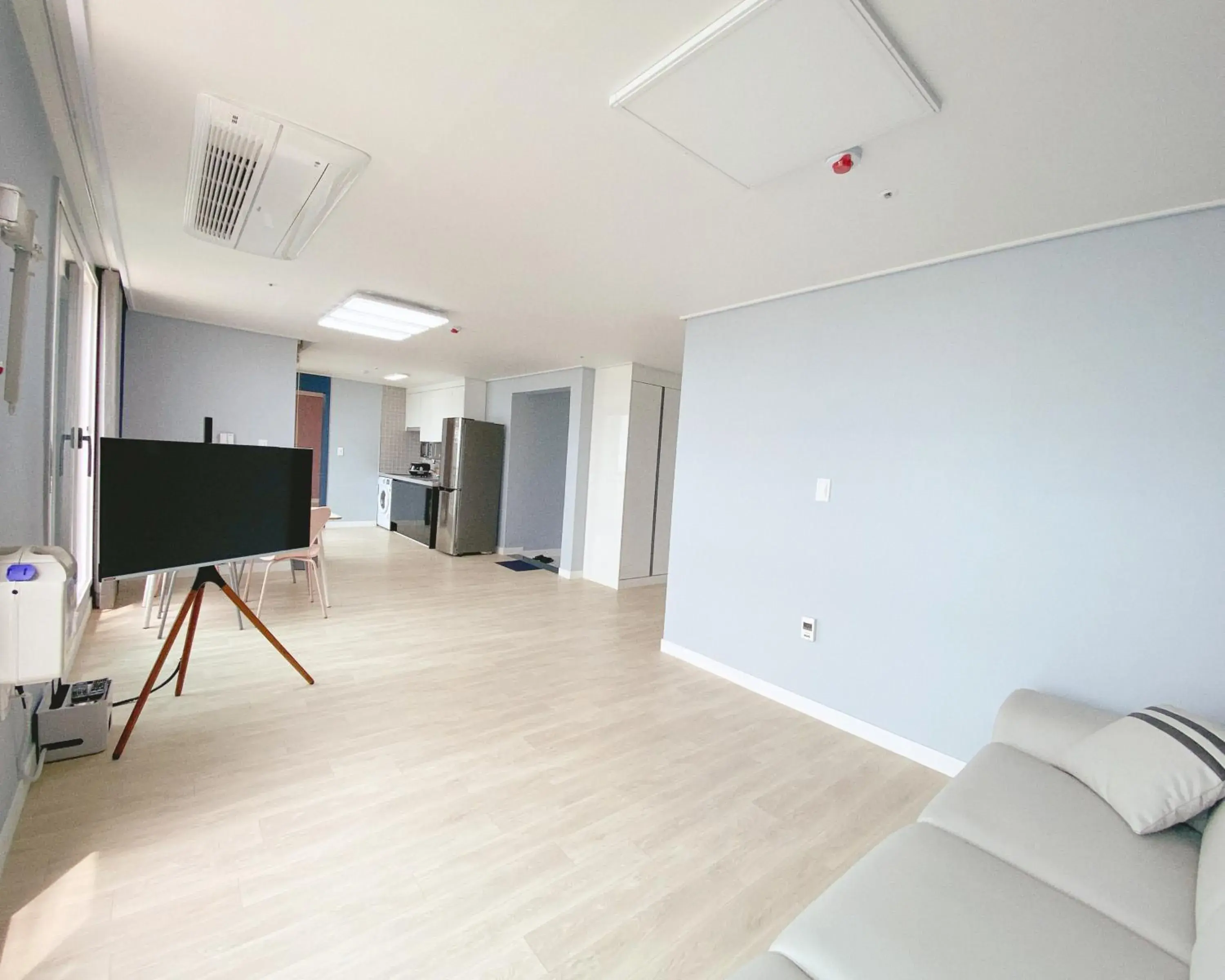 Family Room in Gunsan Little Prince Condo Family Room in Gunsan Little Prince Condo