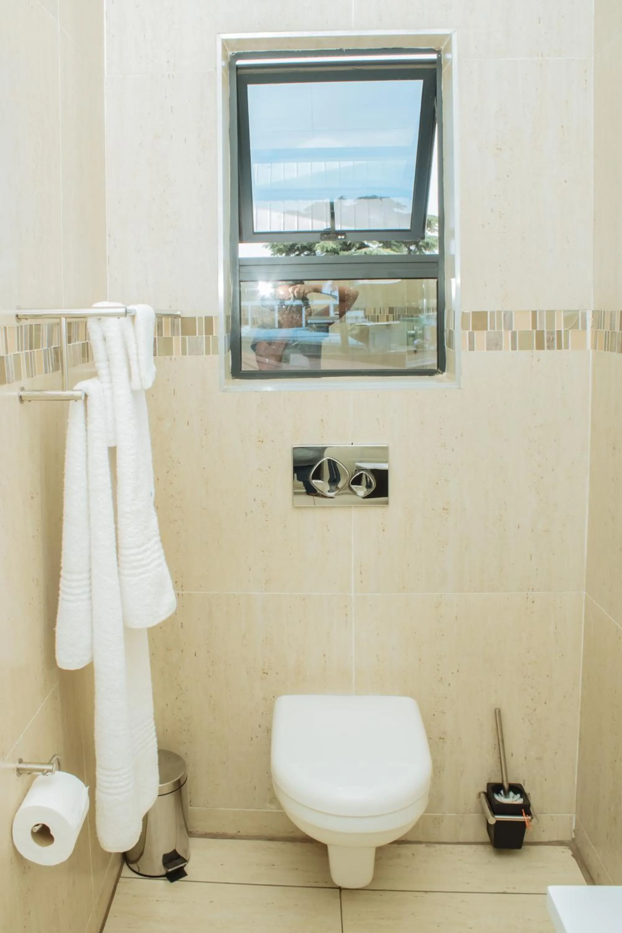 Toilet in Heavenly Boutique Hotel