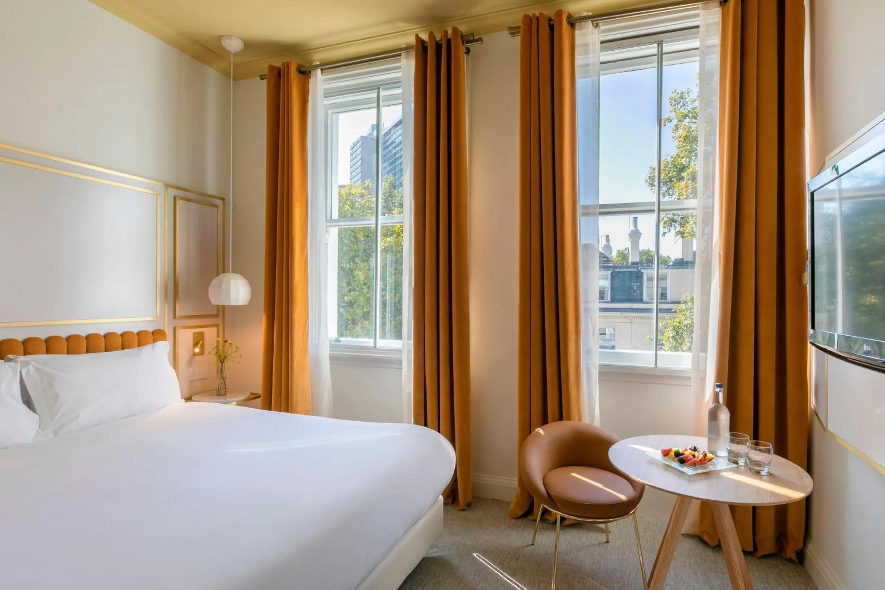 Bedroom, Bed in Meliá London Kensington Member of Meliá Collection Bedroom, Bed in Meliá London Kensington Member of Meliá Collection