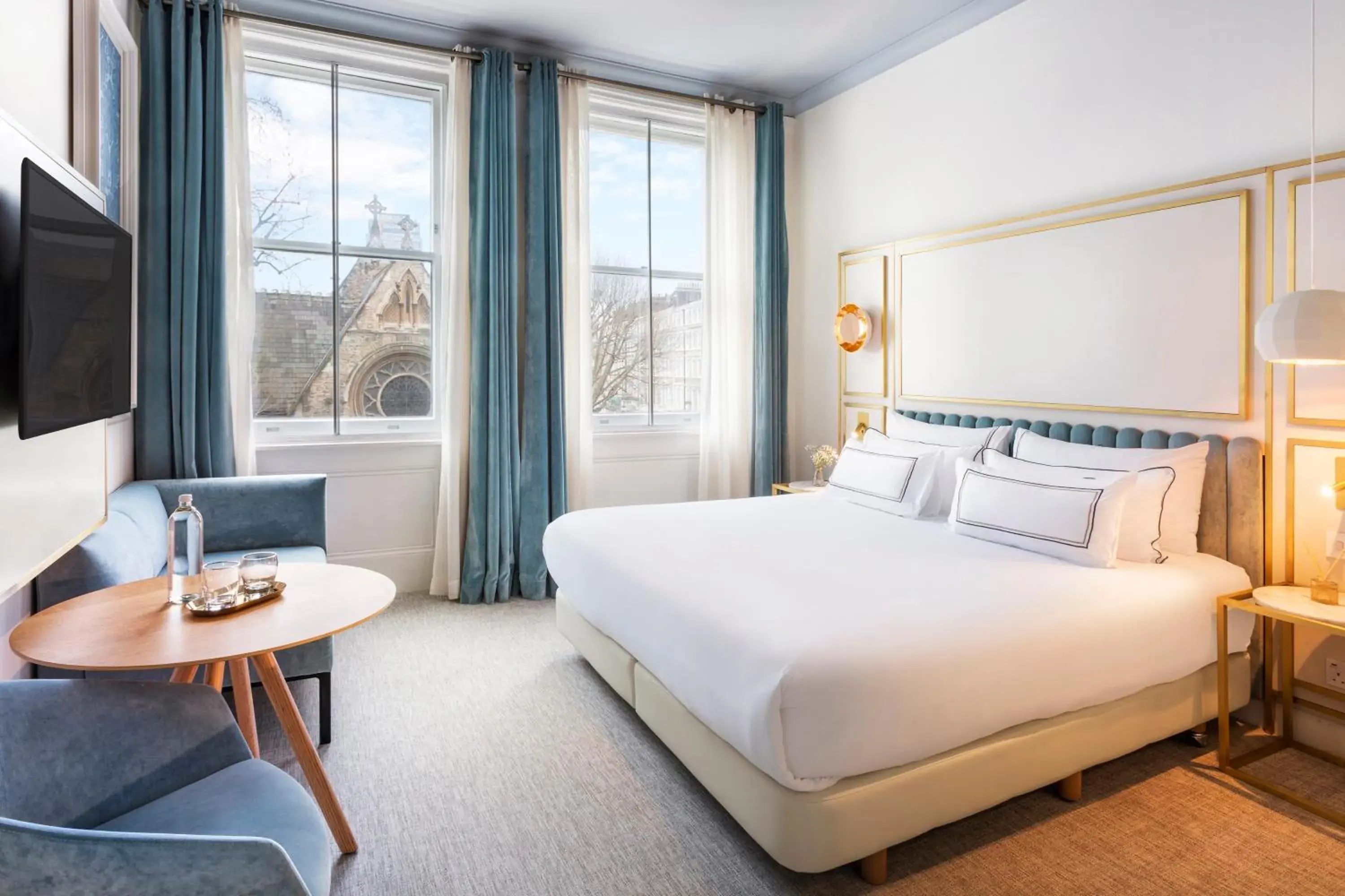 Premium King Size Room in Meliá London Kensington Member of Meliá Collection Premium King Size Room in Meliá London Kensington Member of Meliá Collection