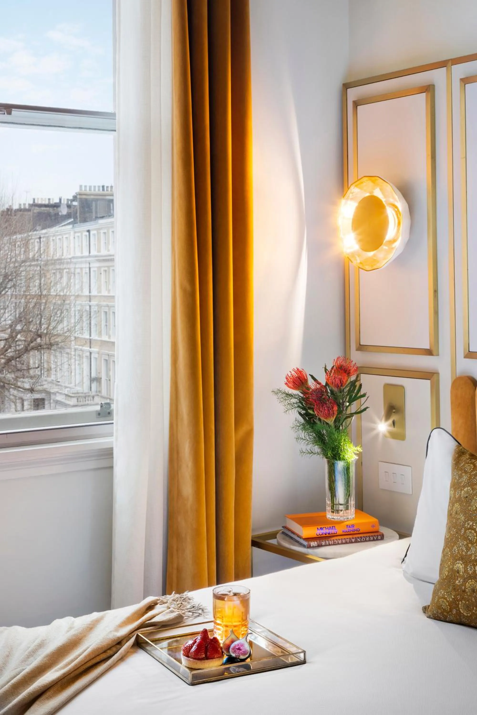 Bed in Meliá London Kensington Member of Meliá Collection