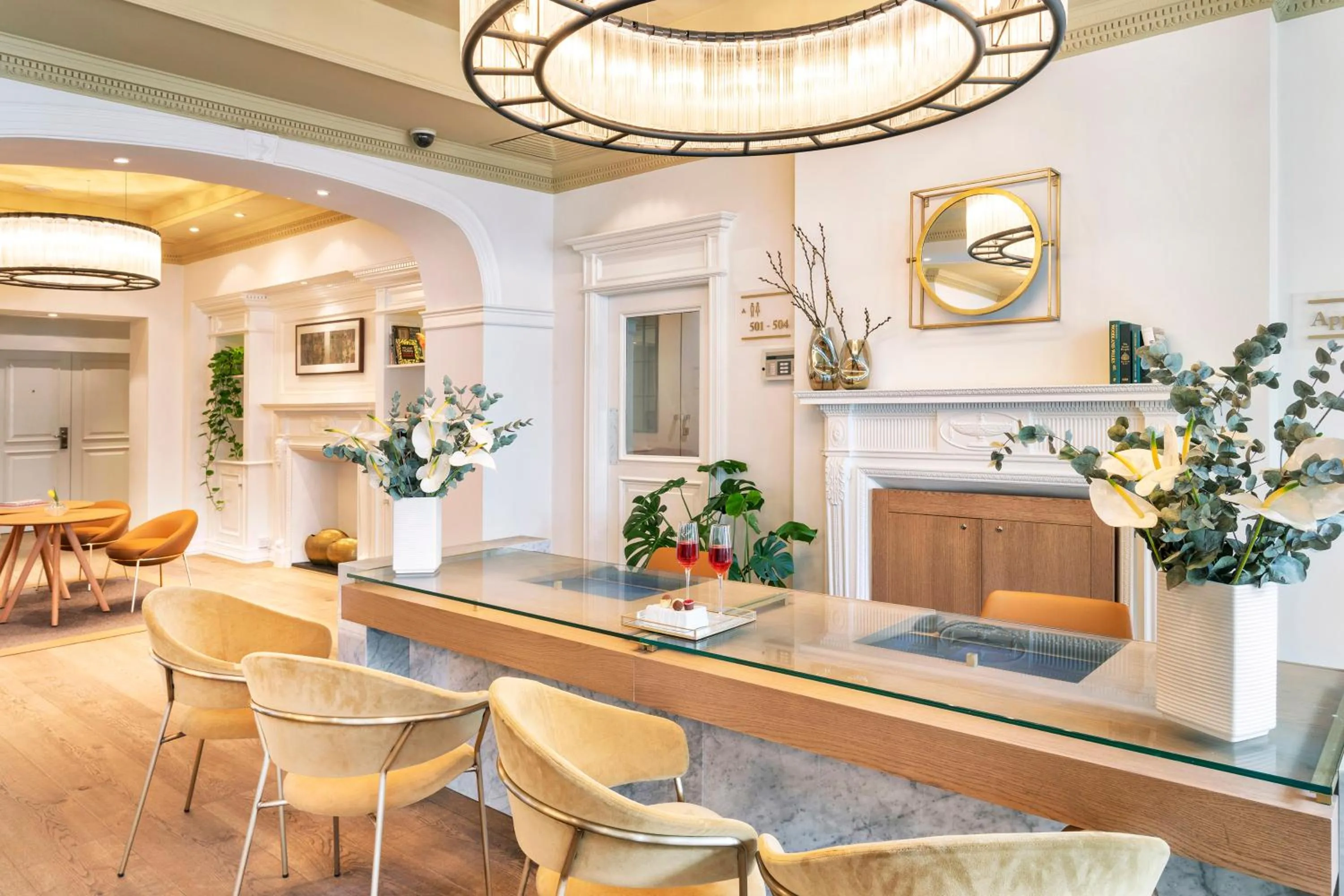 Lobby or reception in Meliá London Kensington Member of Meliá Collection