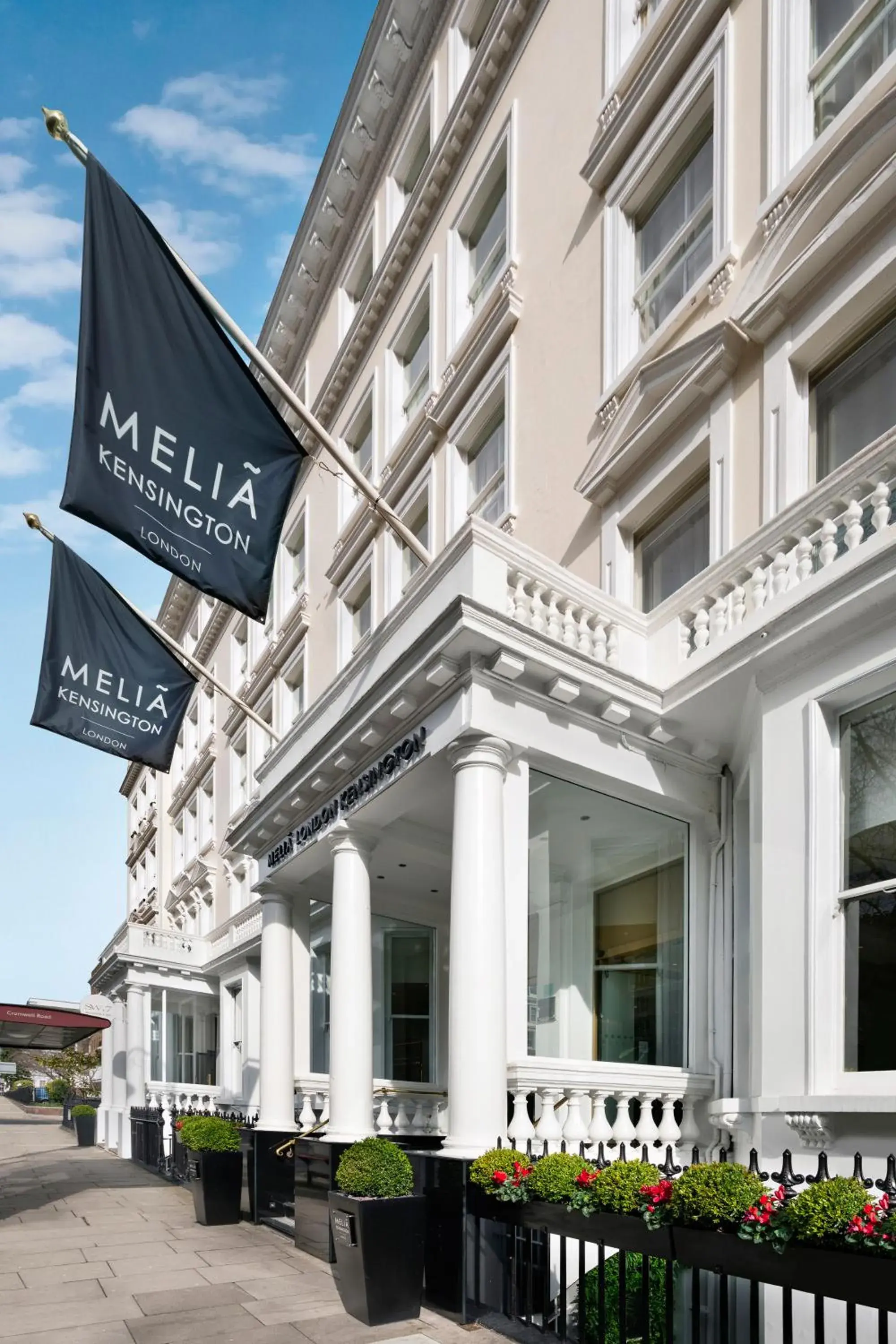 Property building in Meliá London Kensington Member of Meliá Collection Property building in Meliá London Kensington Member of Meliá Collection