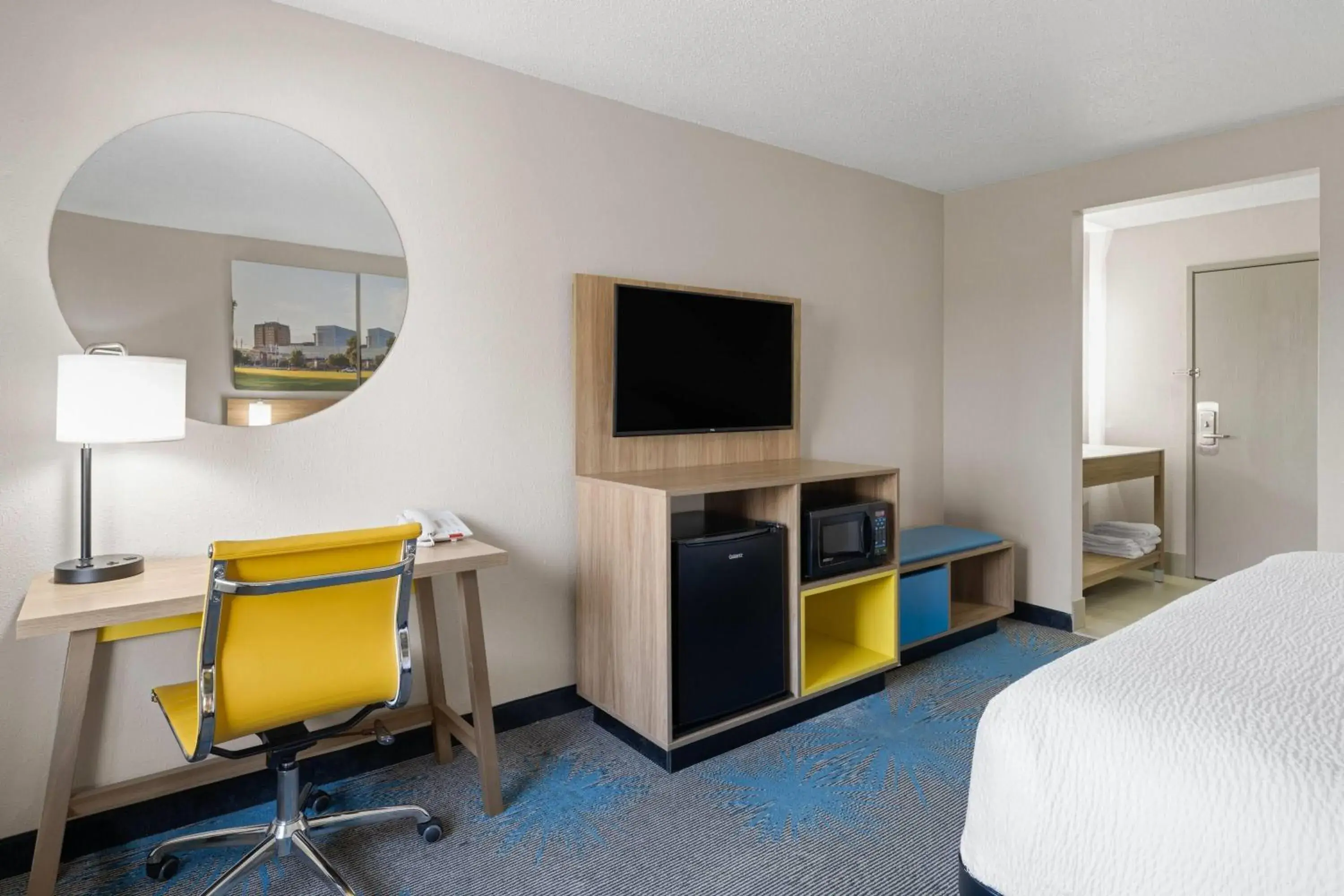 Photo of the whole room, Bed in Days Inn by Wyndham Davenport Photo of the whole room, Bed in Days Inn by Wyndham Davenport