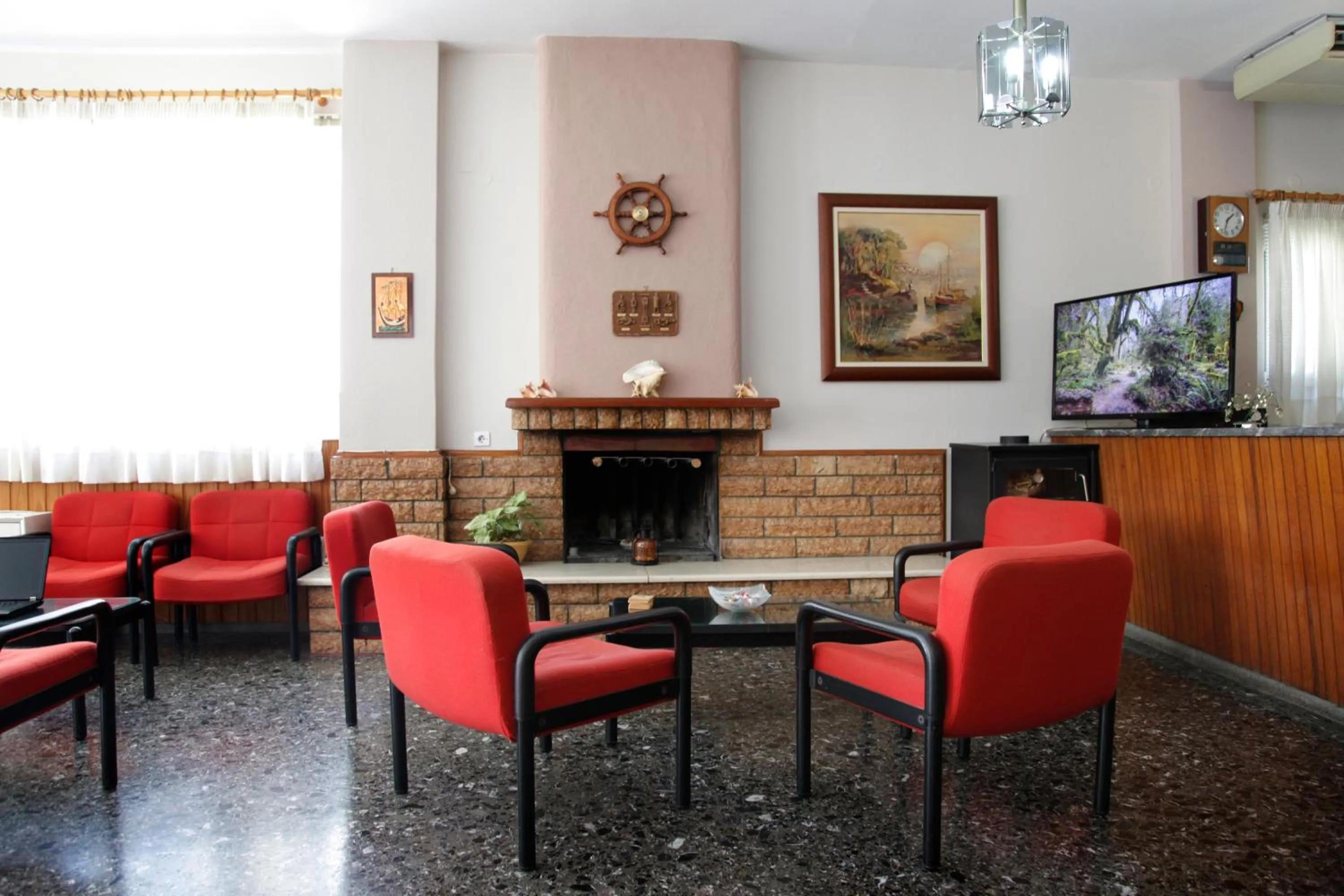 Noufara Hotel