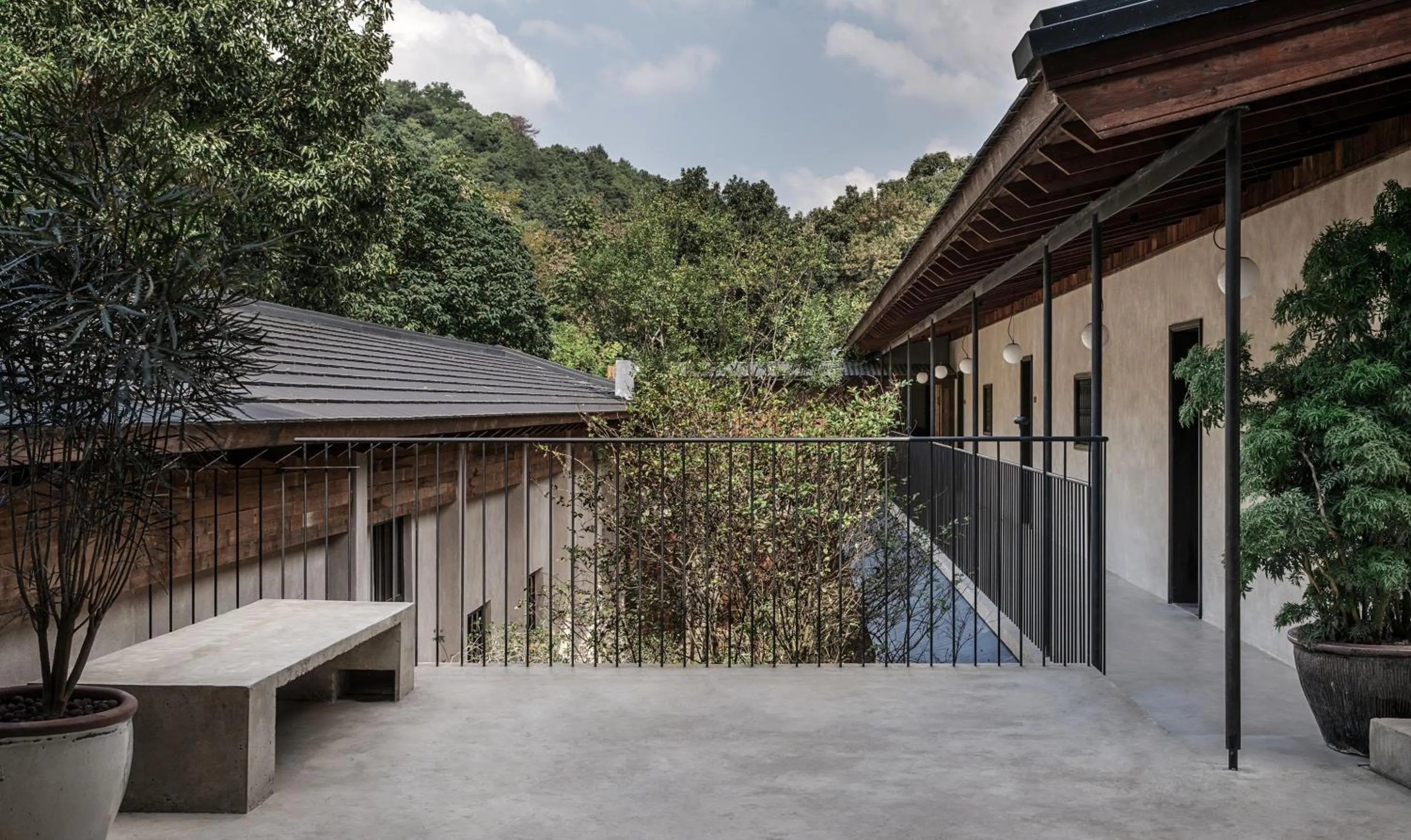 Property building in Hangzhou West Lake Anyu Hotel