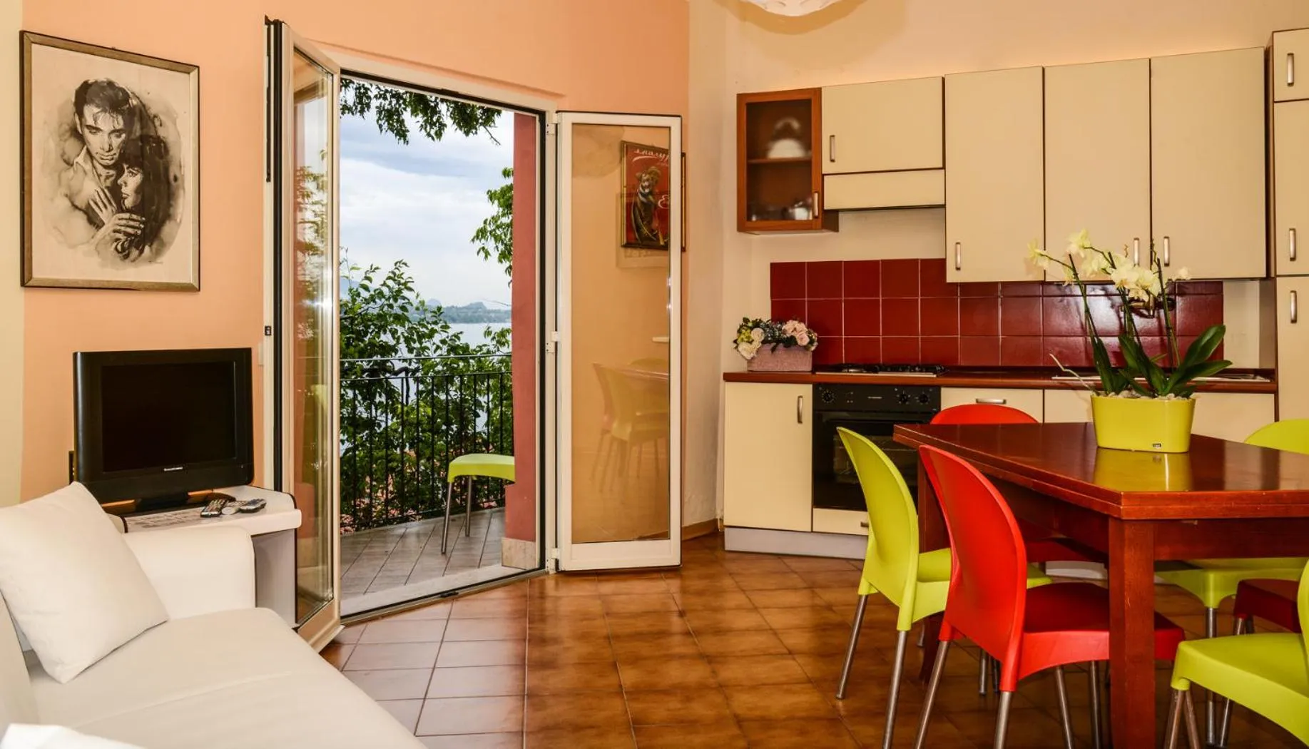 Kitchen or kitchenette in VILLA GARUTI VILLAGE