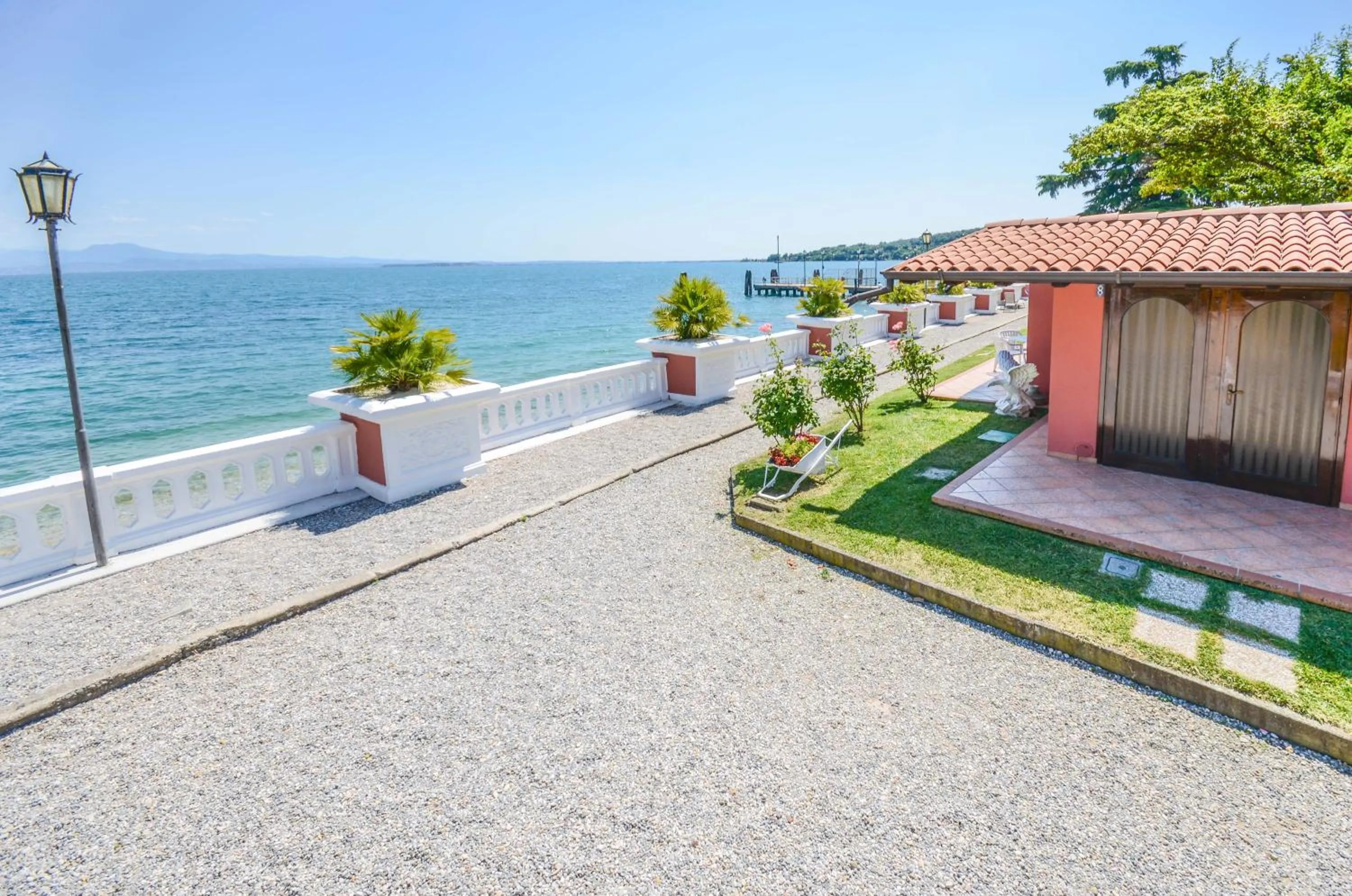 VILLA GARUTI VILLAGE