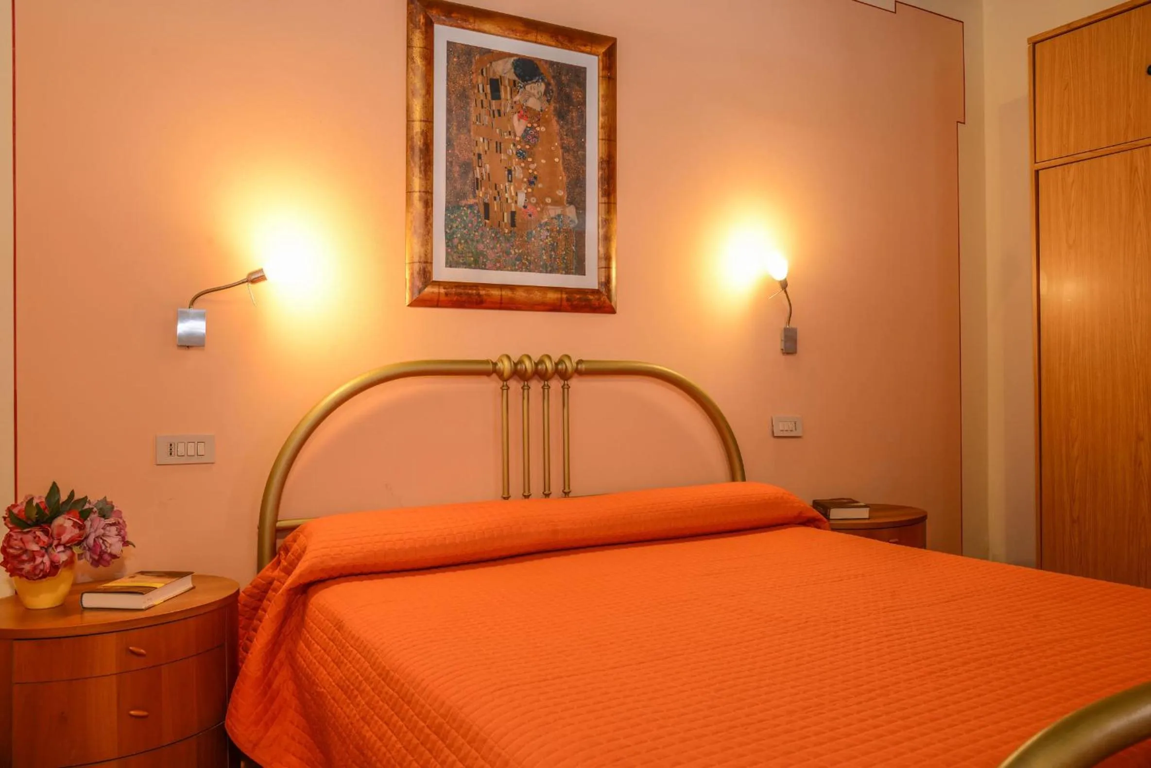 Bedroom, Bed in VILLA GARUTI VILLAGE