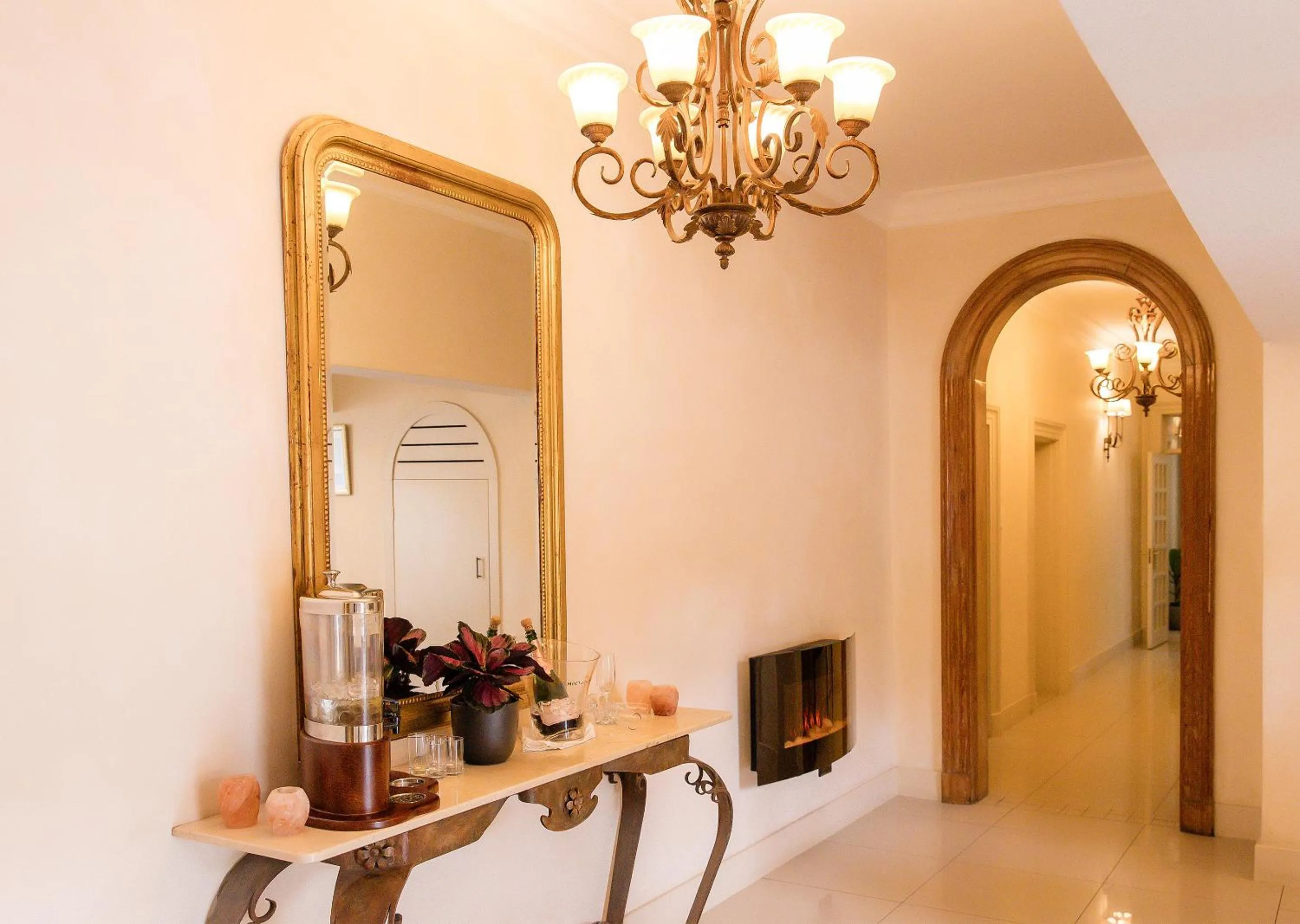 Lobby or reception in 10 2nd Avenue Houghton Estate by Dream Resorts