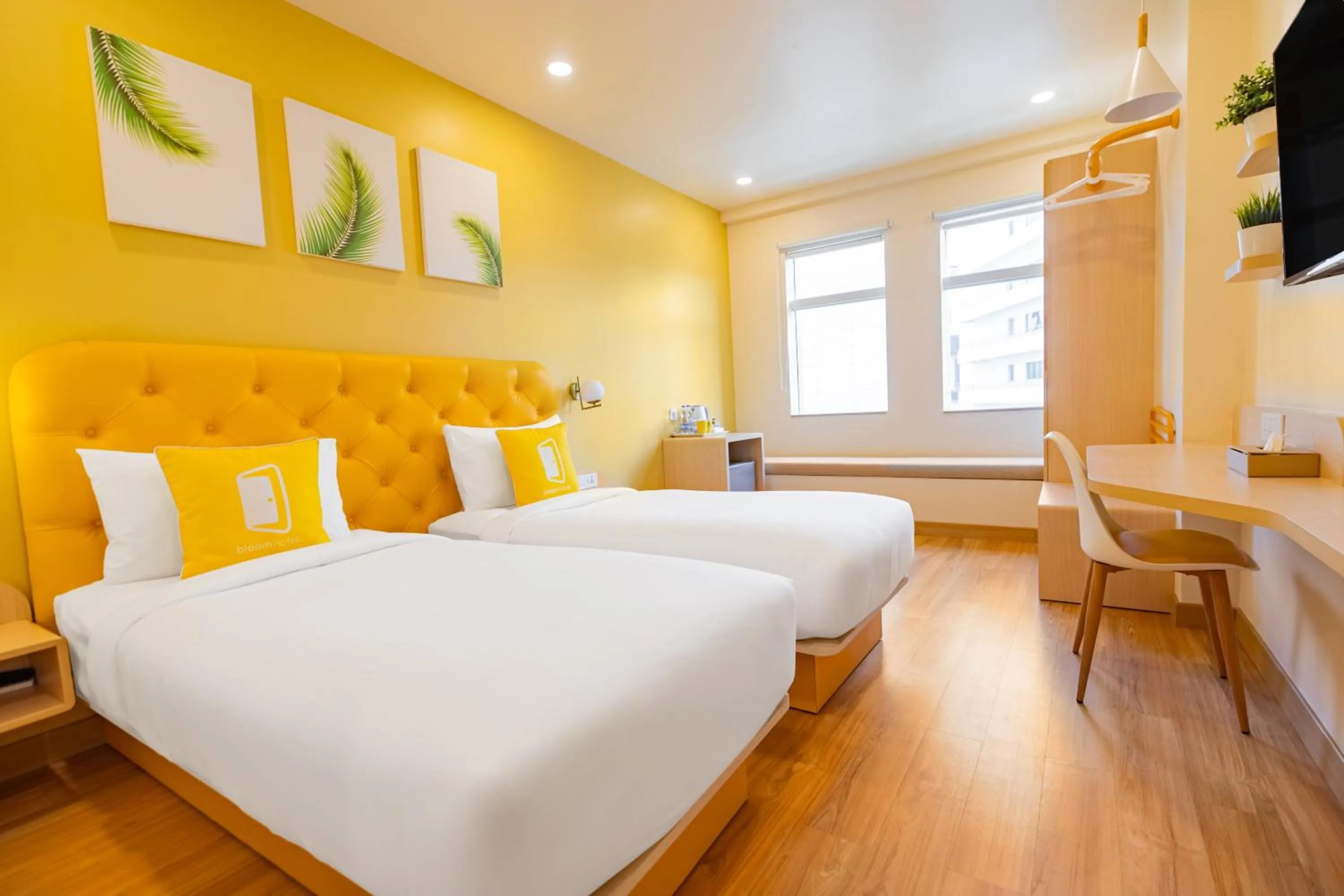 Photo of the whole room, Bed in Bloom Hotel - Richmond Road