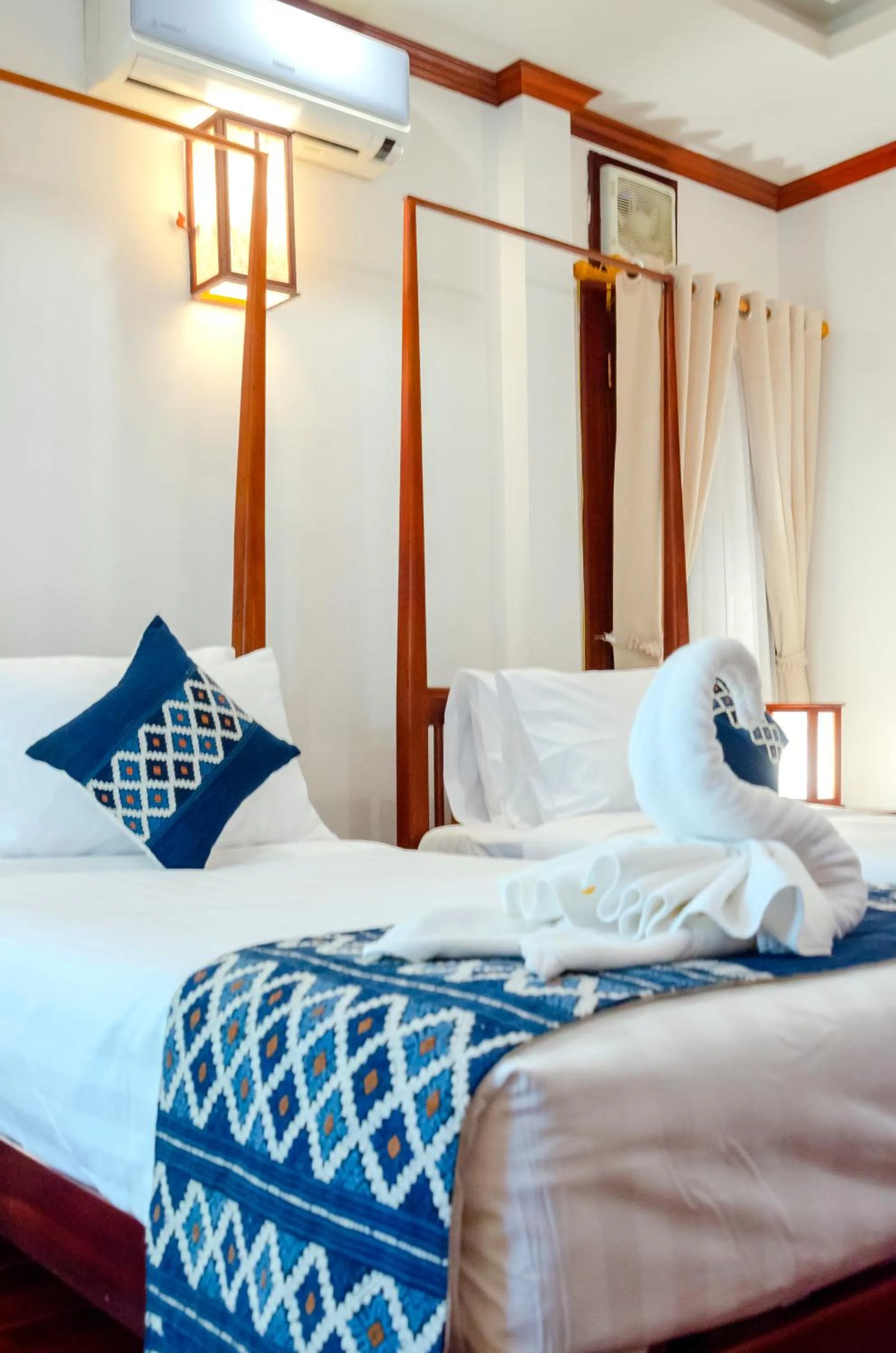 Bed in Villa Khili Namkhan