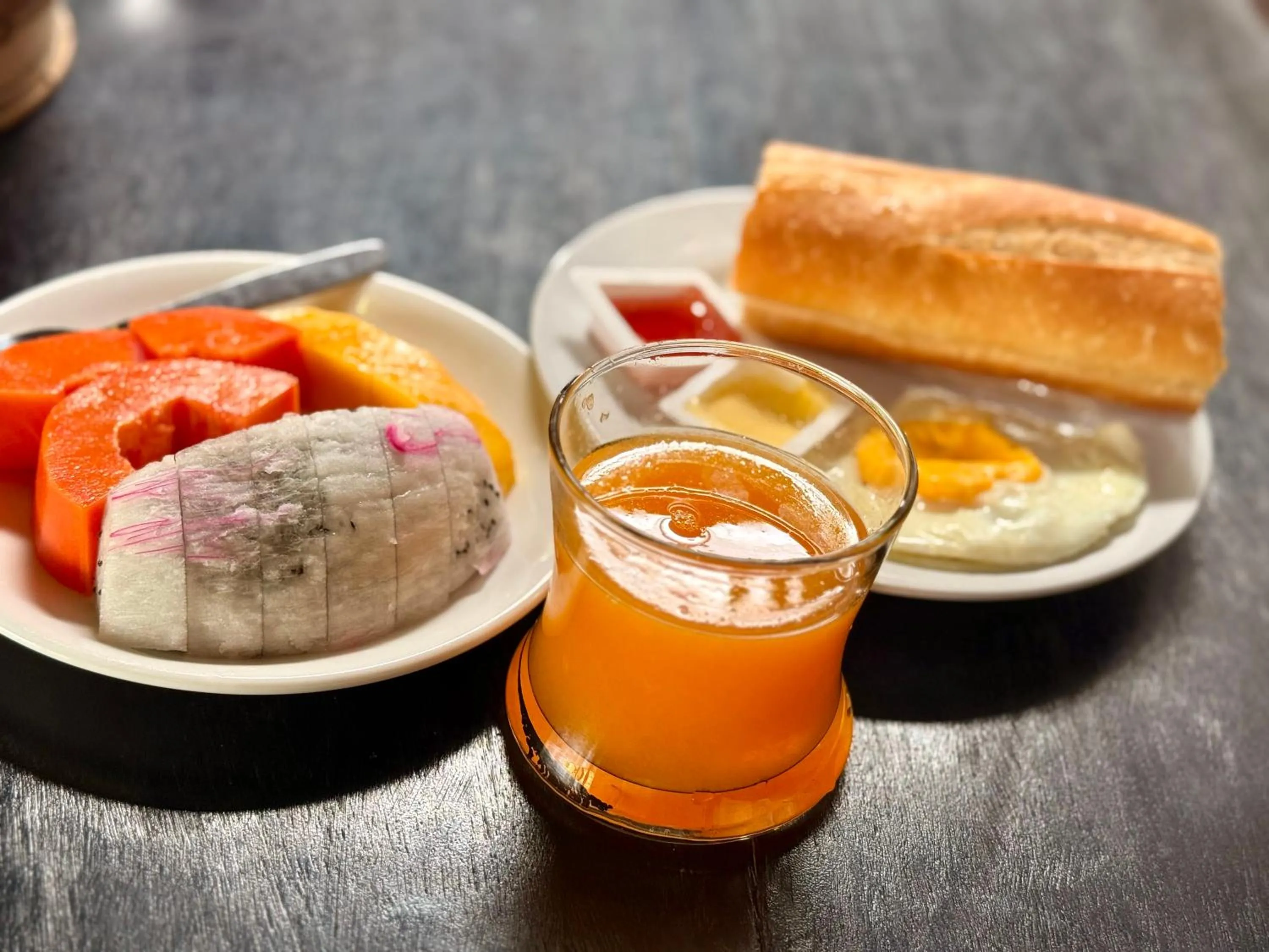 Food and drinks in Villa Khili Namkhan