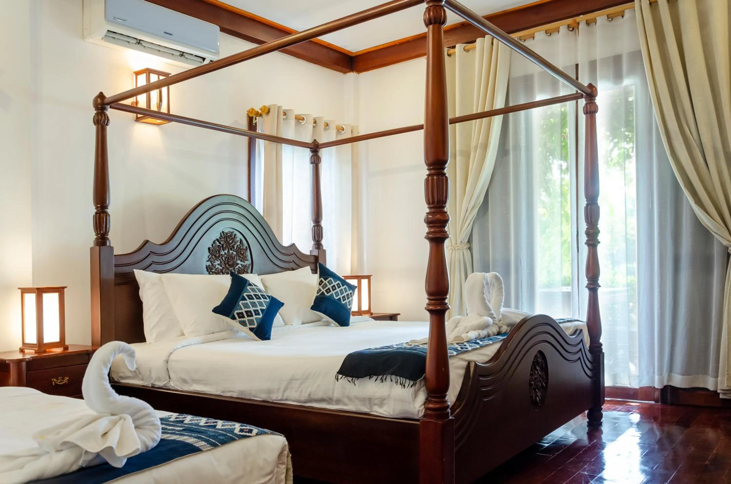 Bed in Villa Khili Namkhan