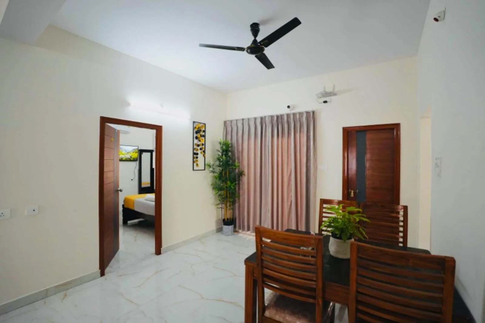 Bed in Yellow Bells Serviced Apartments Hitech City