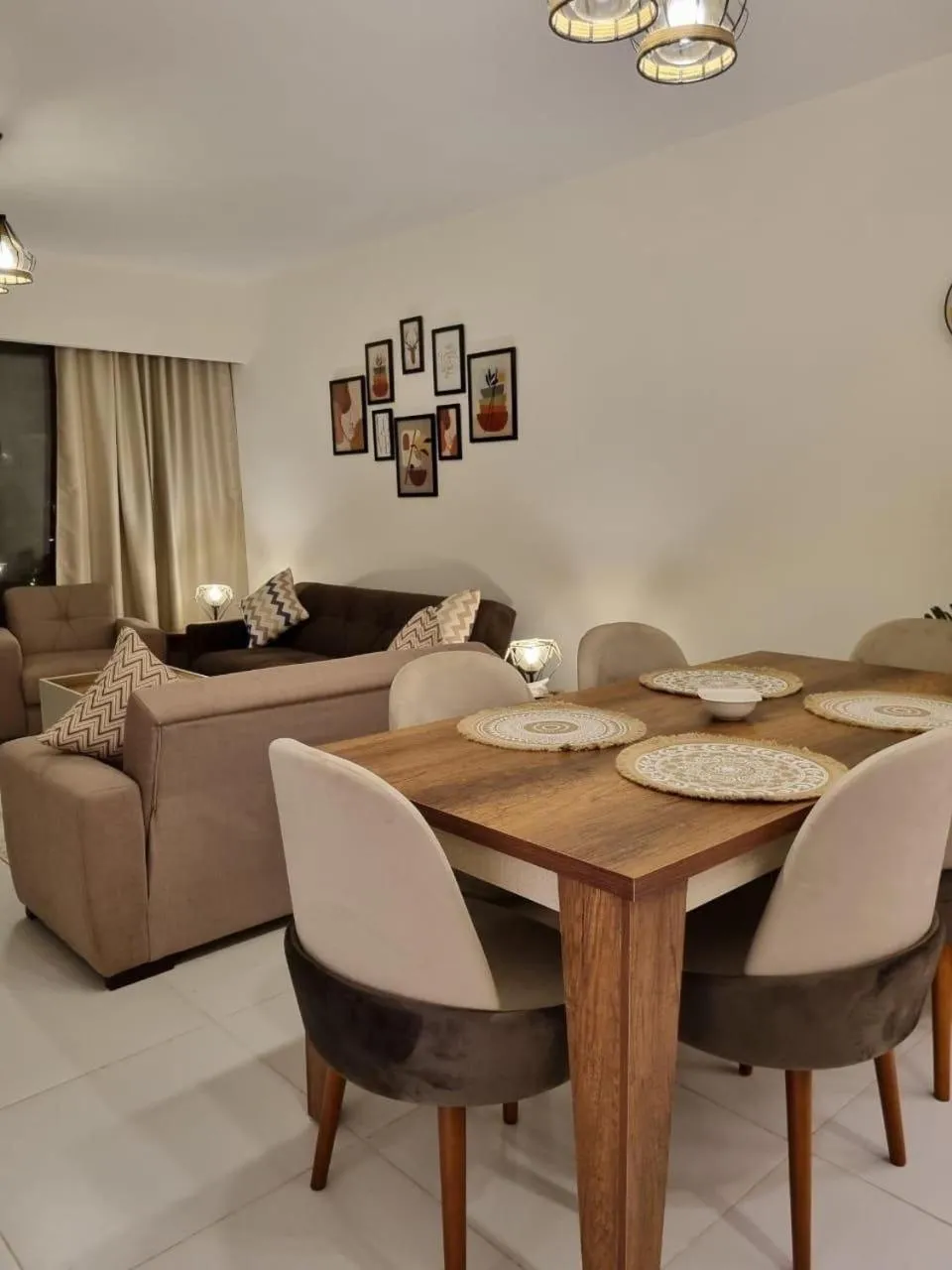 Dining area in Marassi Marina