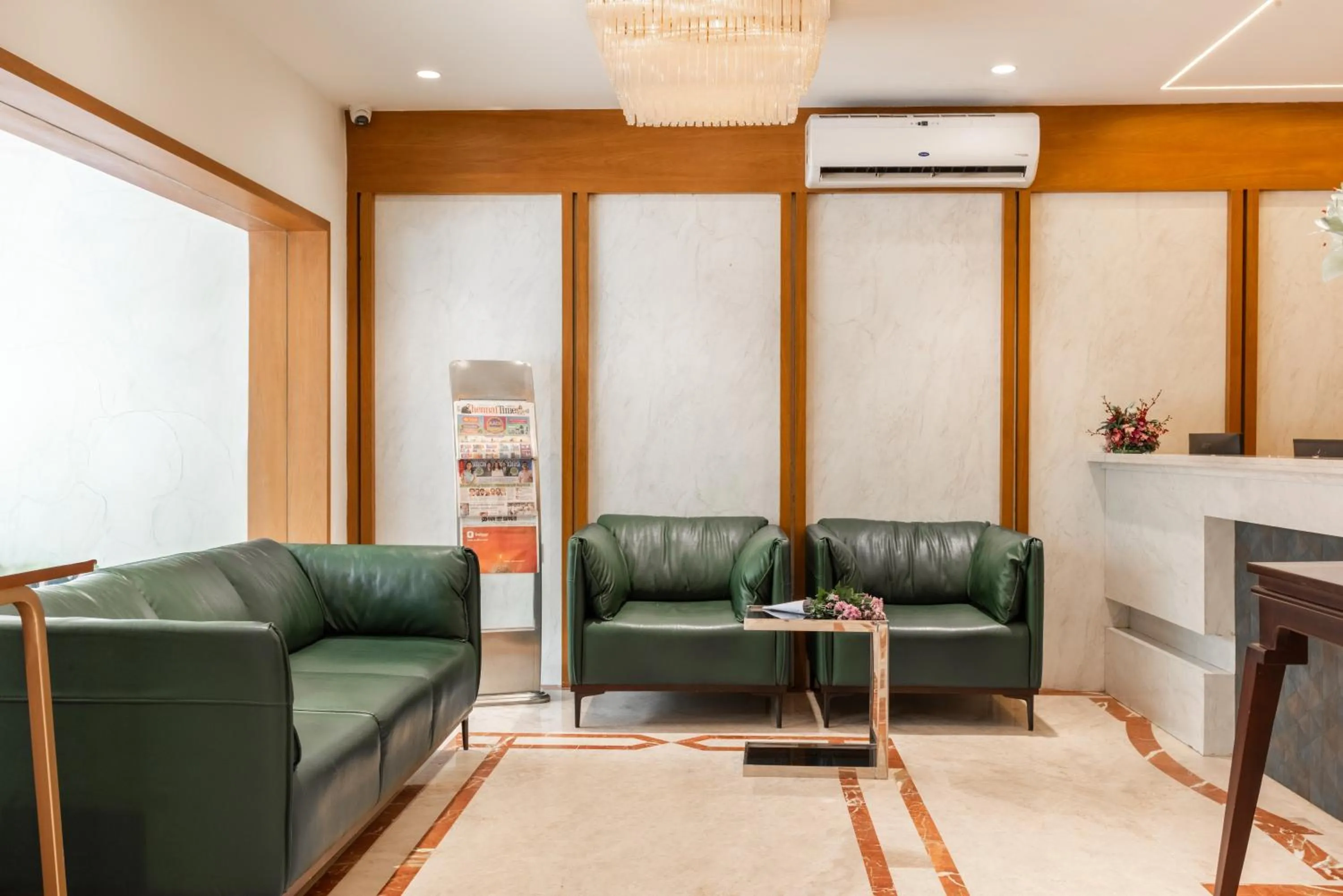 Lobby or reception in Royal Paris