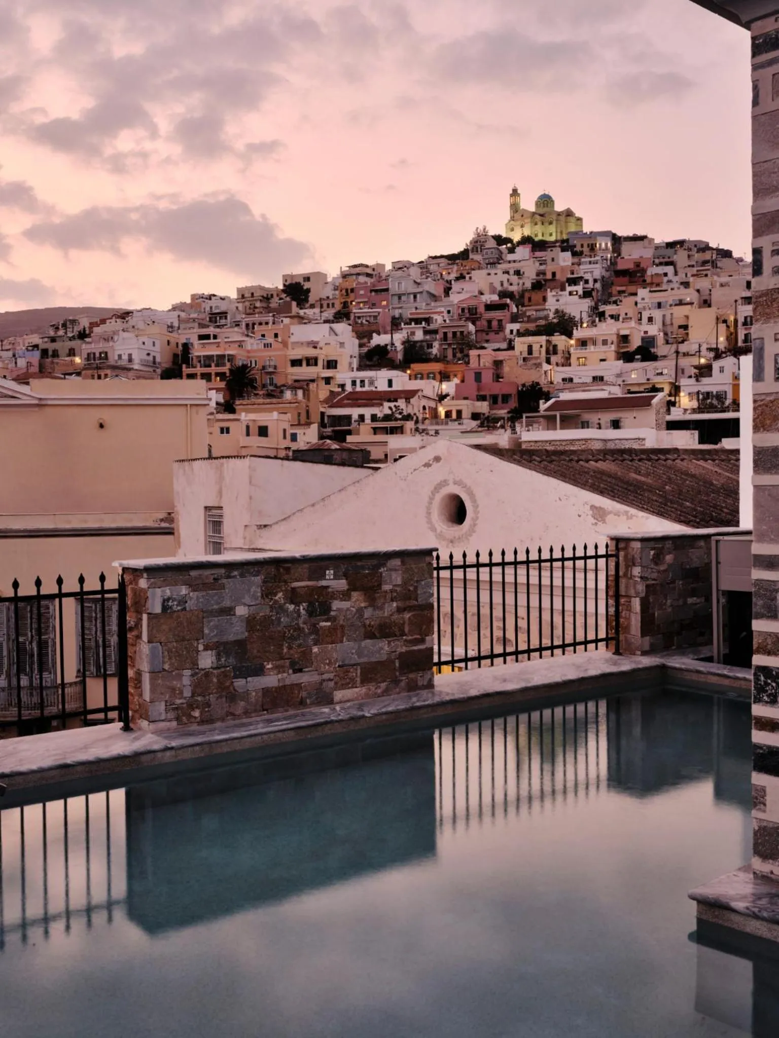 Property building in Argini Syros