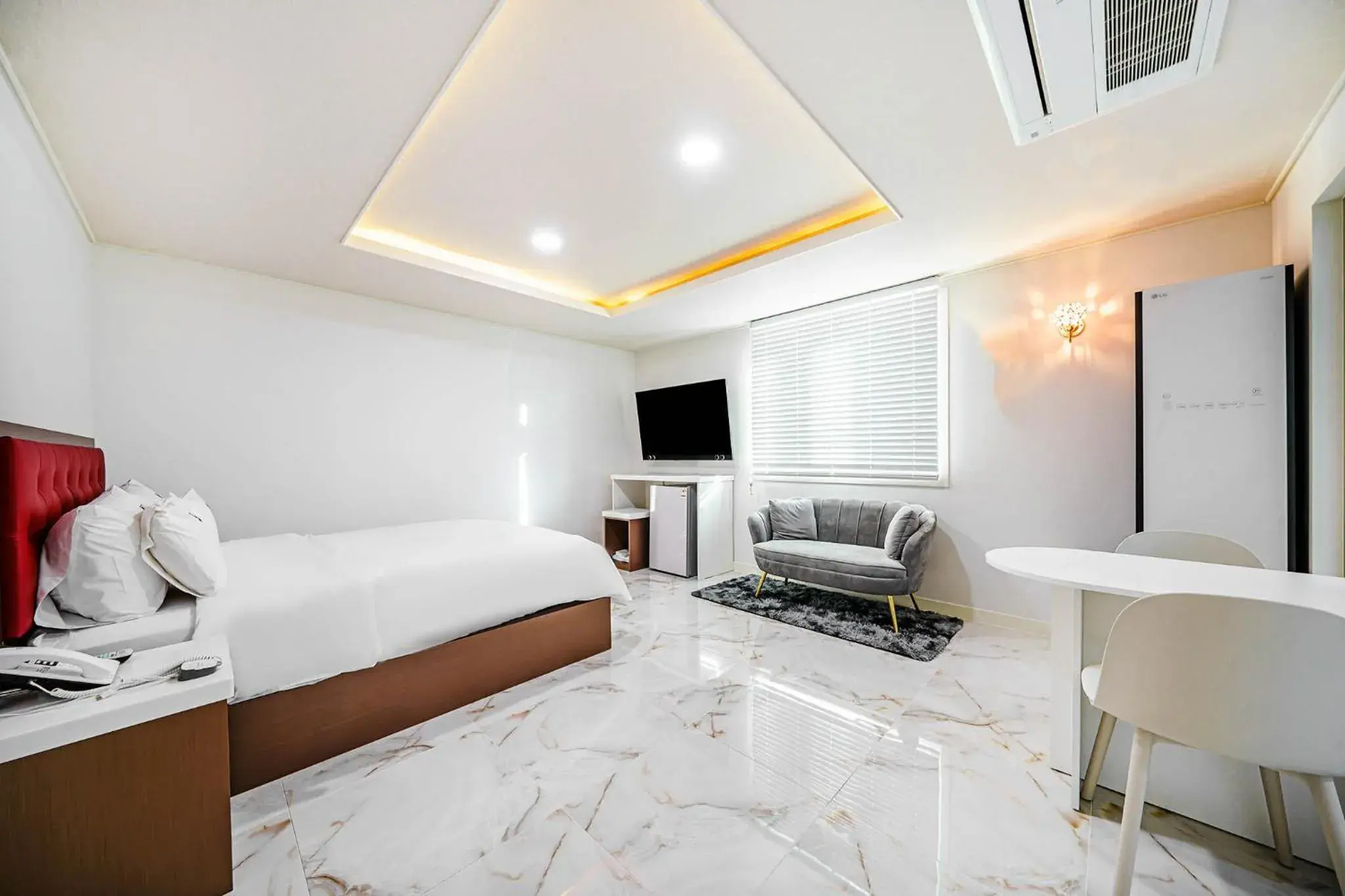 Bed in Number 25 Gyeongju City Hall Bed in Number 25 Gyeongju City Hall