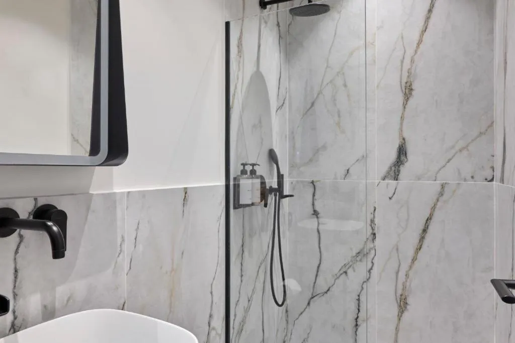 Shower in Athens Icon Collection