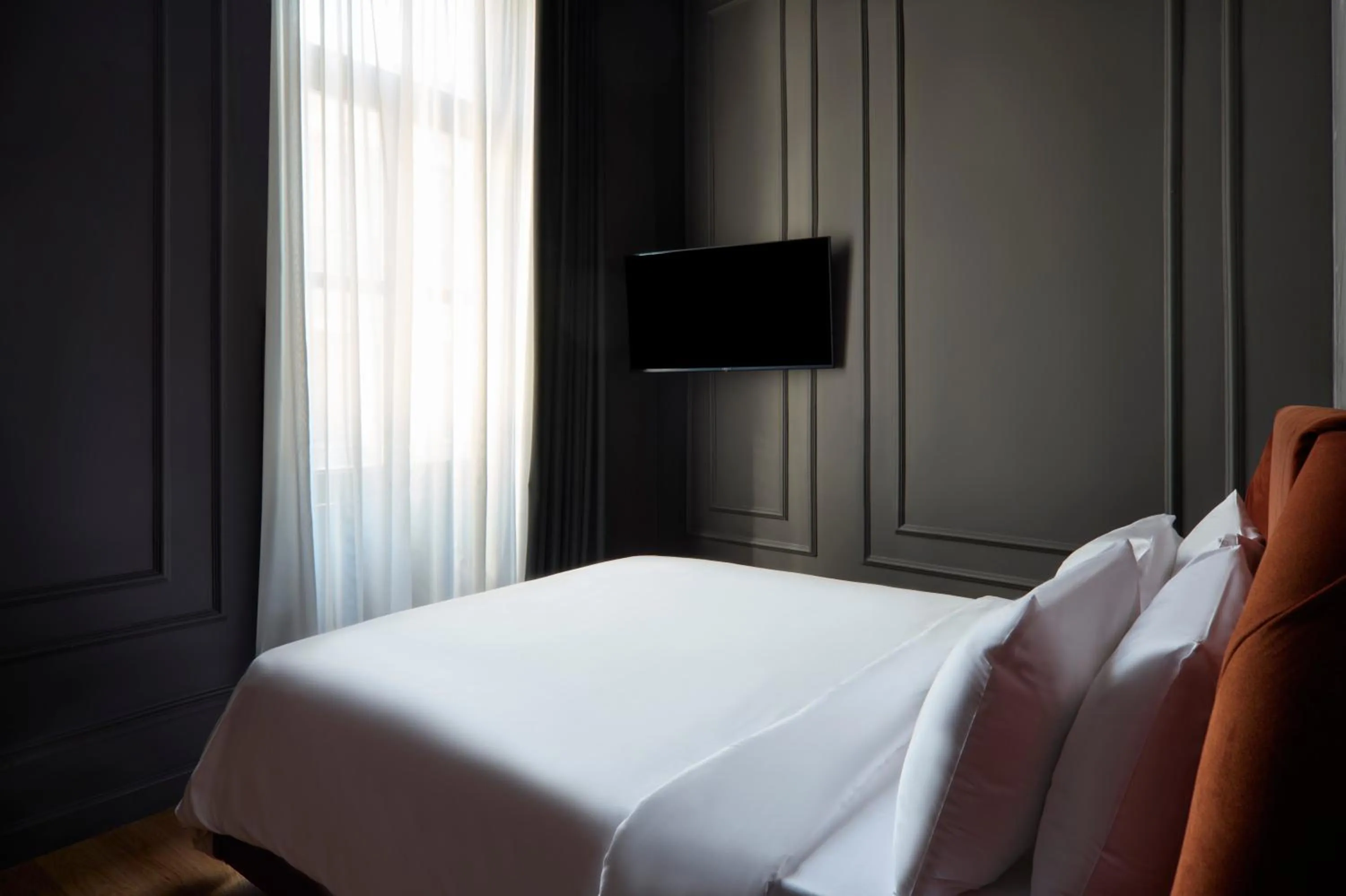 Bed in Athens Icon Collection