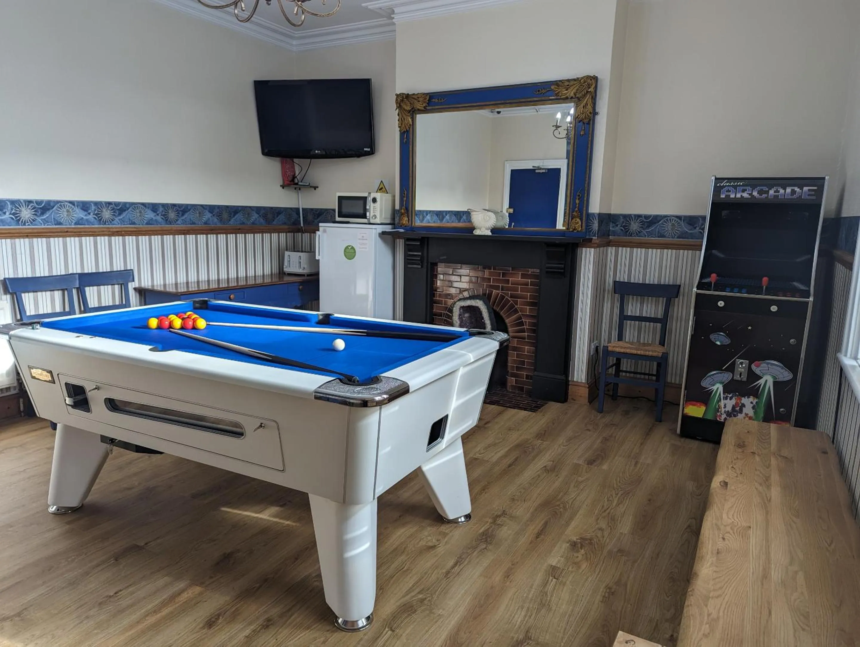 Living room in Jurassic Bay Holidays