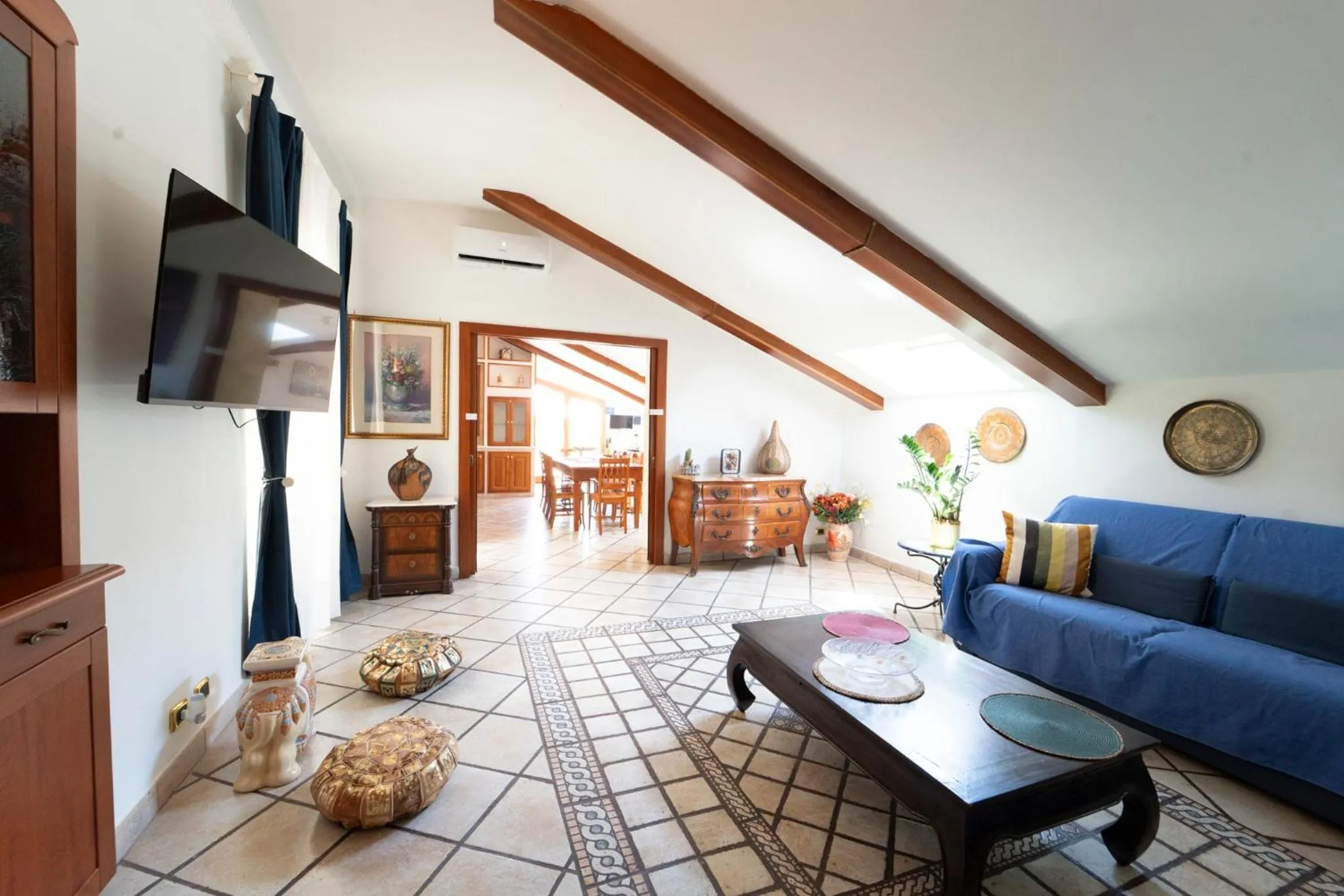 Casa Raffaela with Terrace by Wonderful Italy