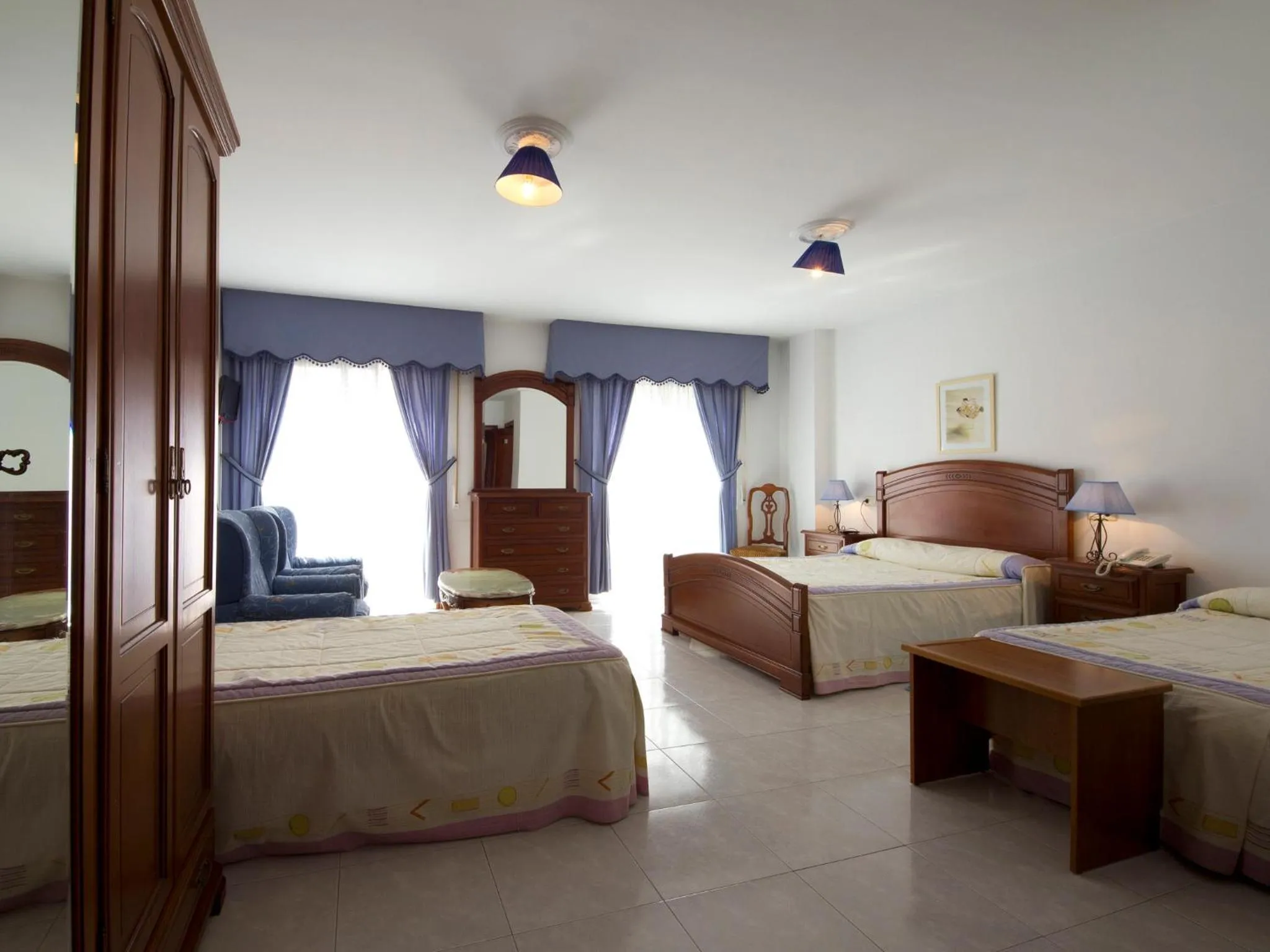 Day, Bed in Hotel Restaurante Xaneiro