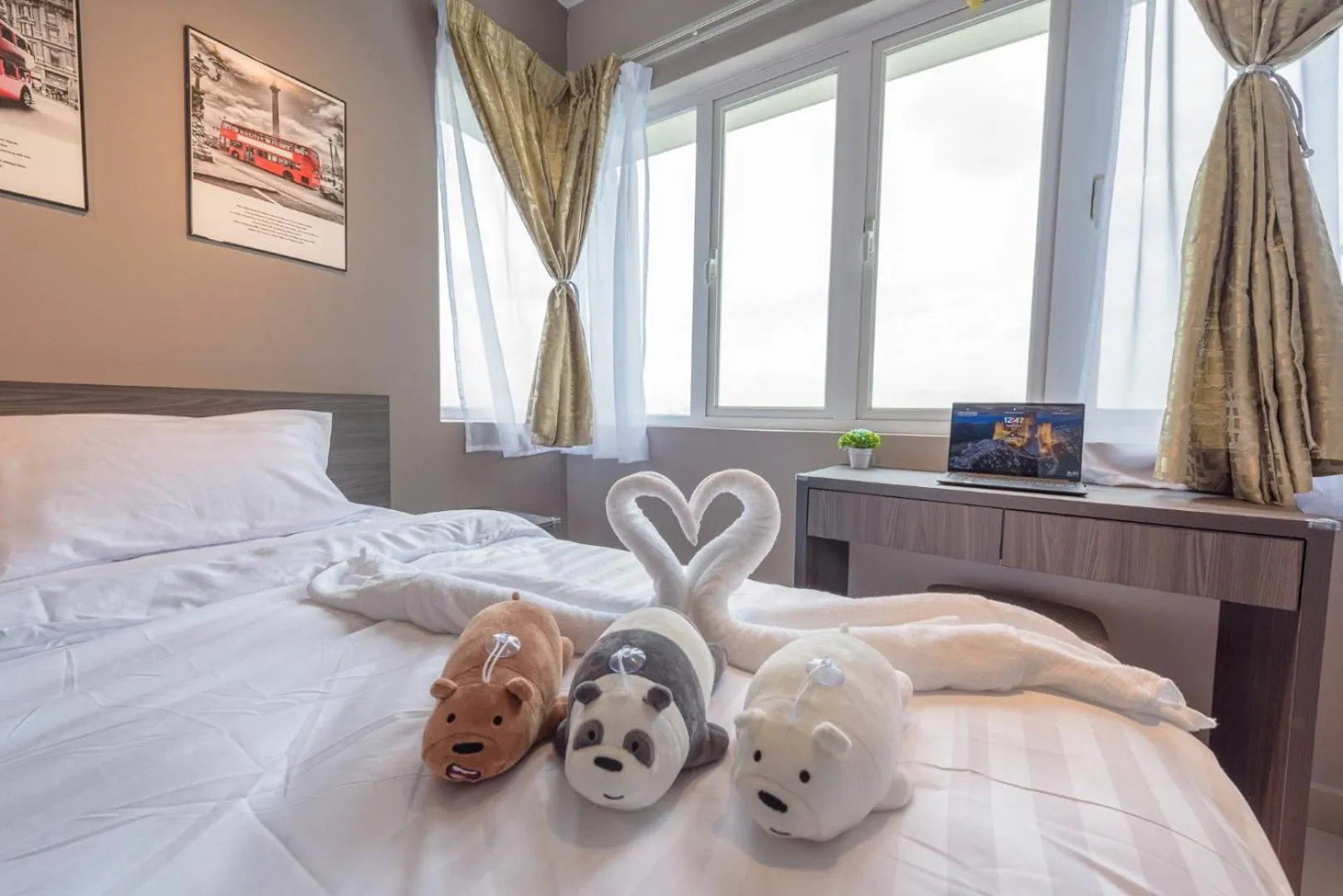 Bed in Luxury Homestay Cyberjaya Putrajaya Vision Residence #IOICityMall