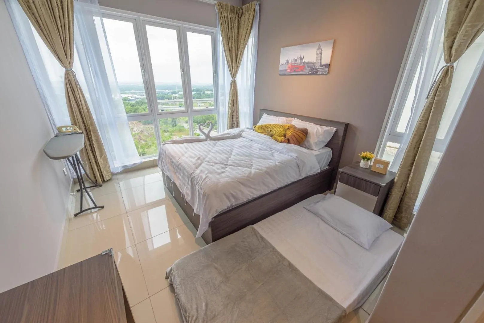 Bed in Luxury Homestay Cyberjaya Putrajaya Vision Residence #IOICityMall